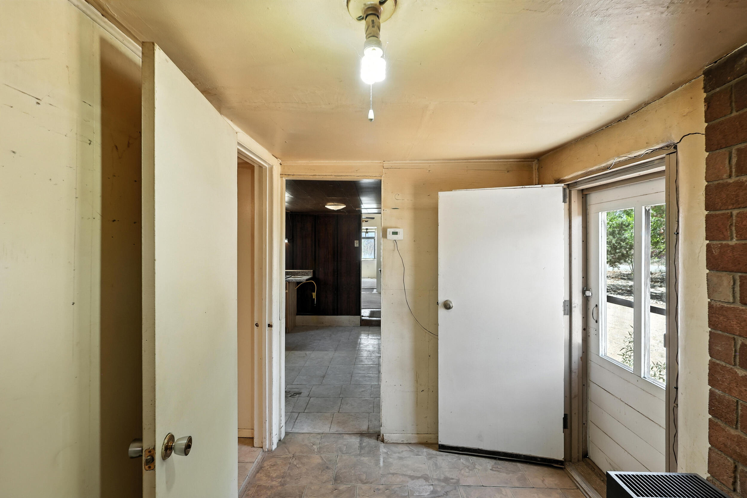 921 Frances Lane