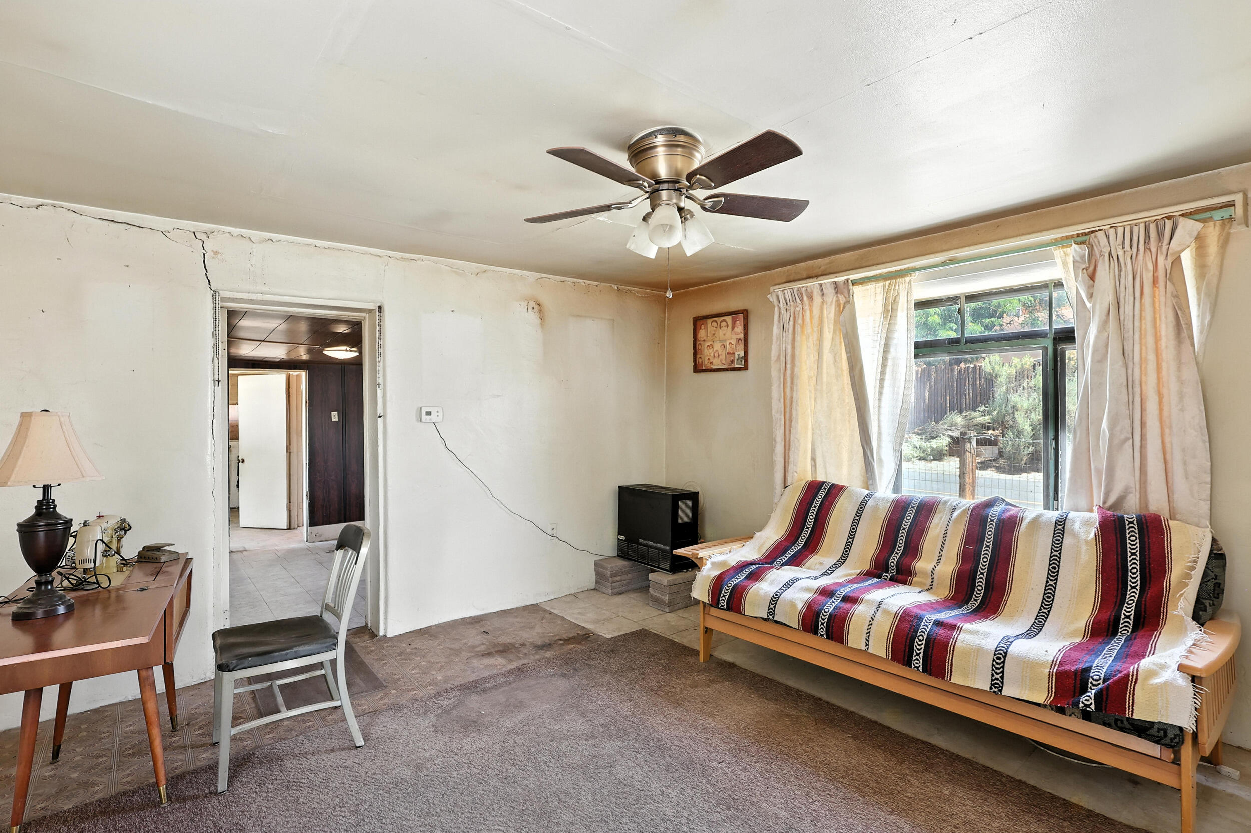921 Frances Lane