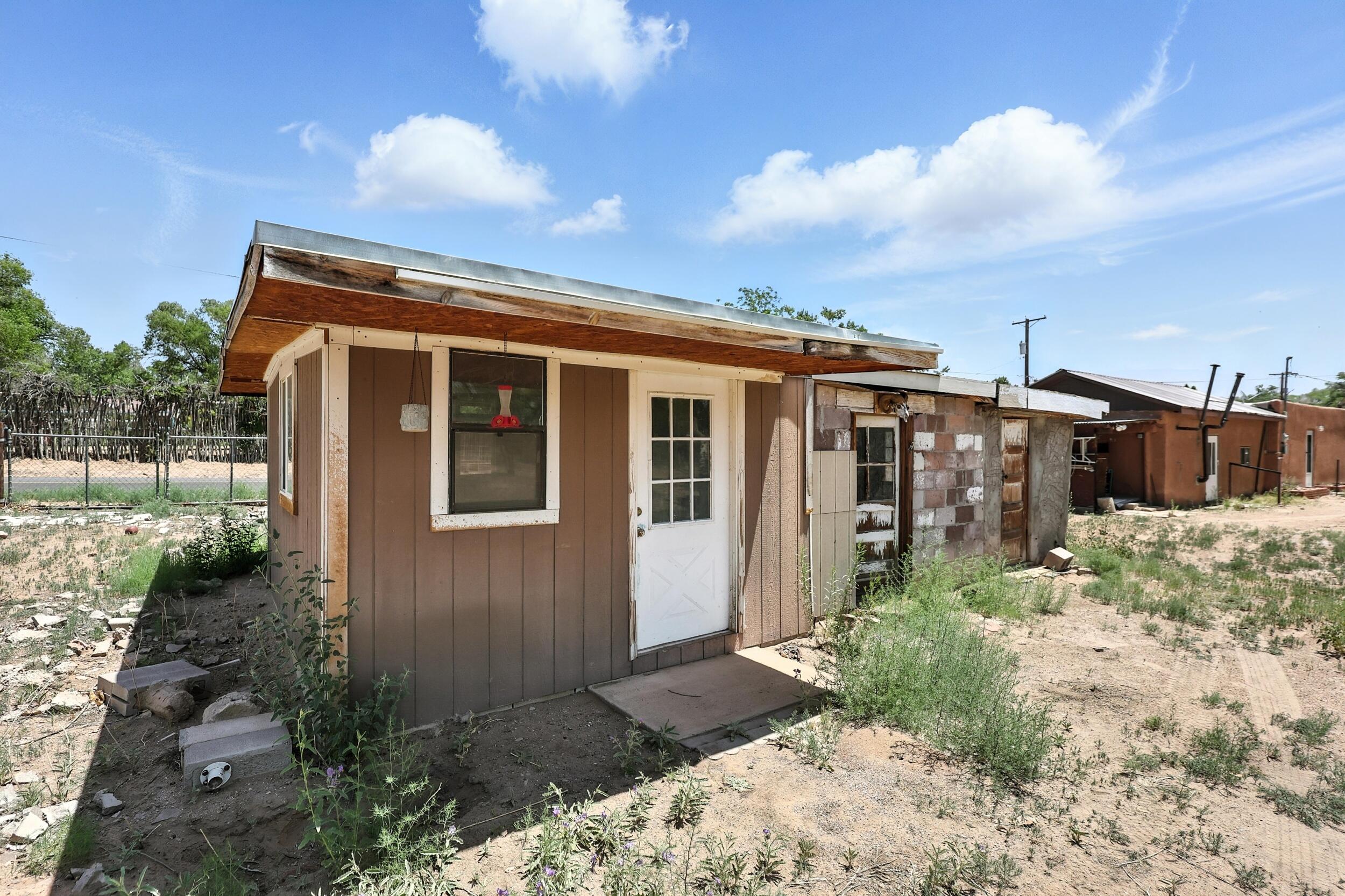 921 Frances Lane