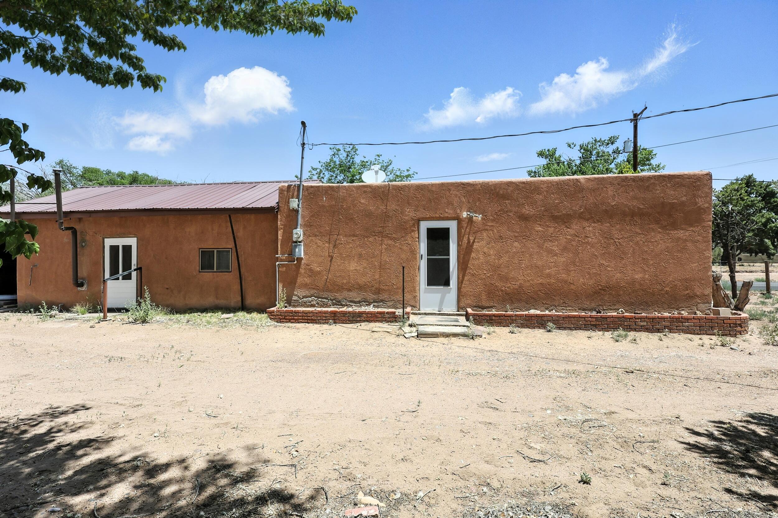 921 Frances Lane