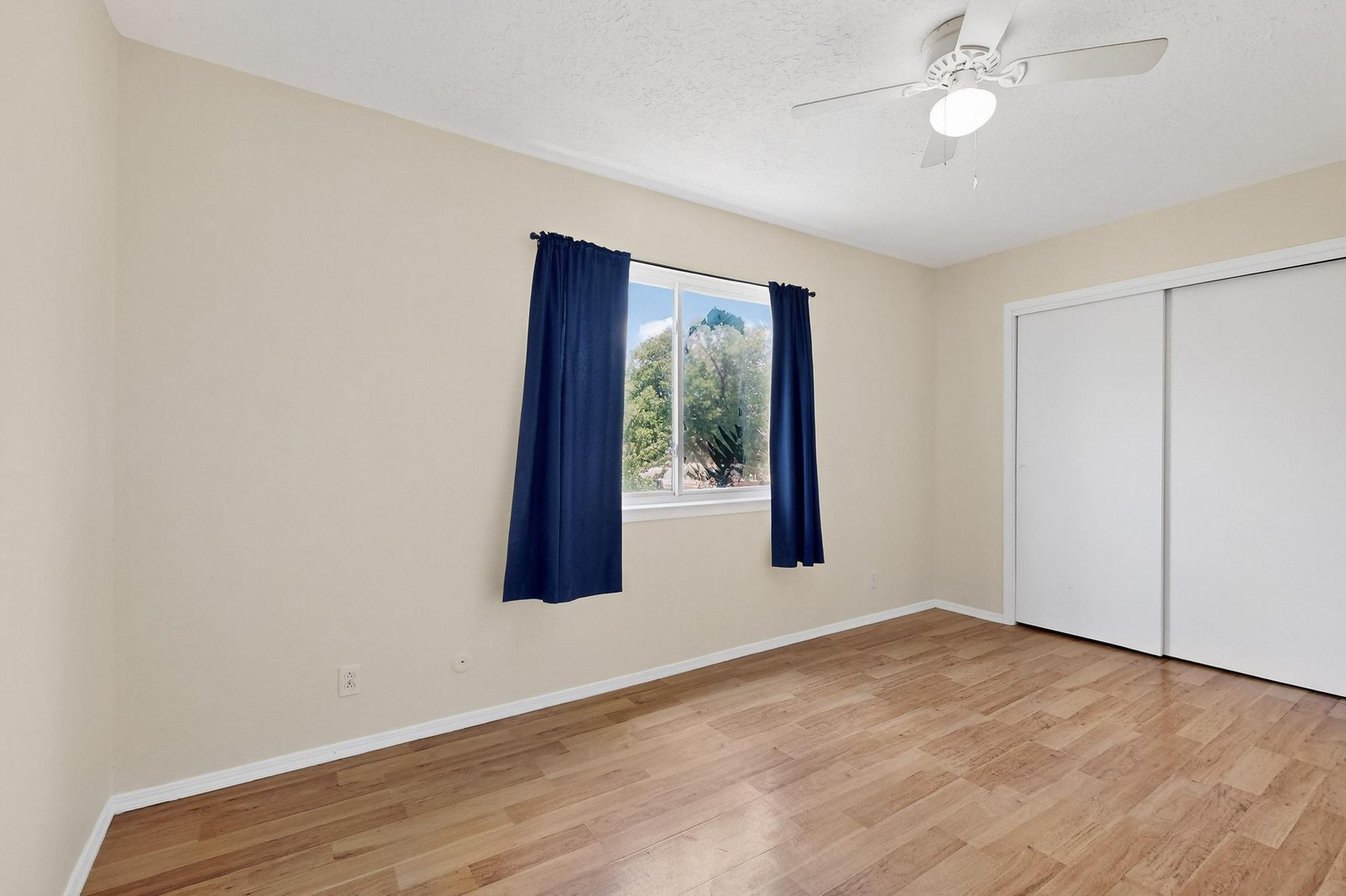 3904 GENERAL BRADLEY Street NE