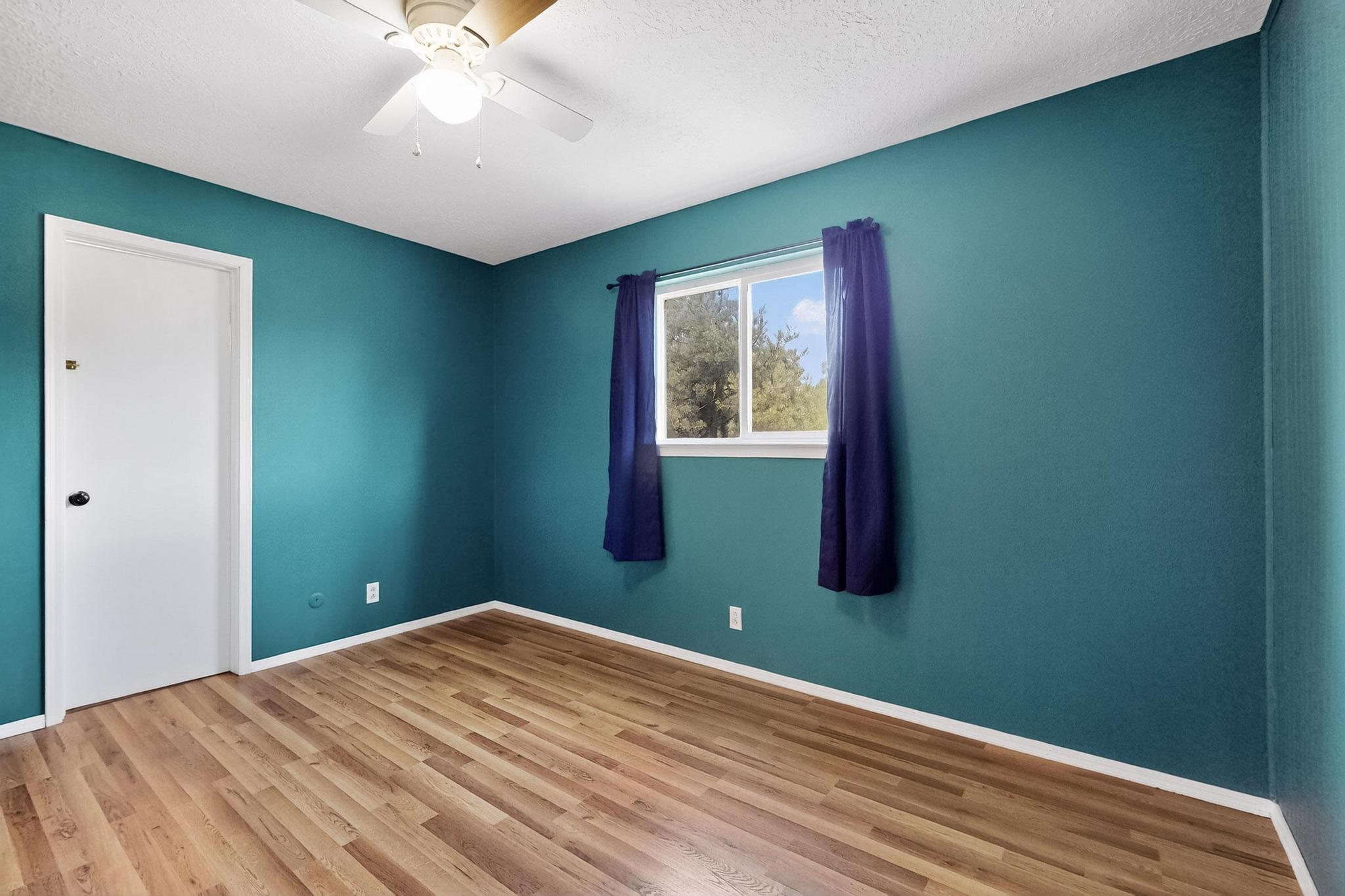 3904 GENERAL BRADLEY Street NE