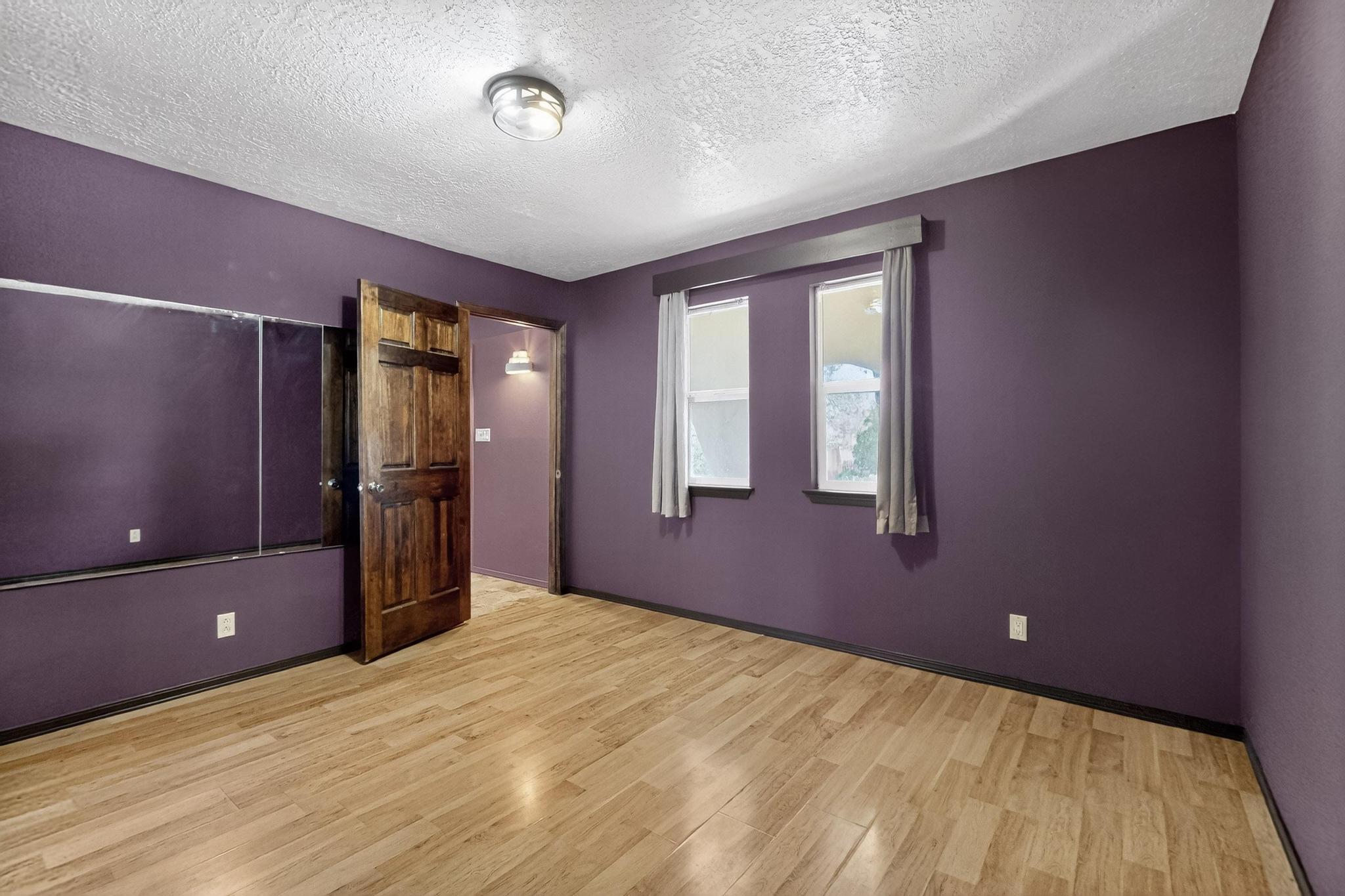 3904 GENERAL BRADLEY Street NE