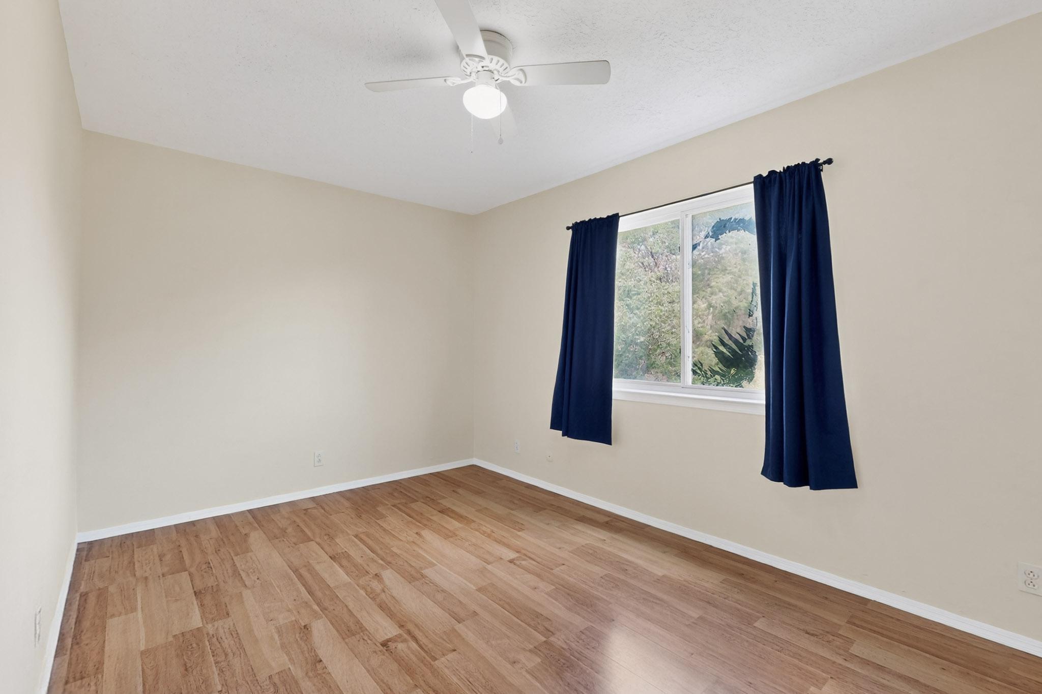 3904 GENERAL BRADLEY Street NE