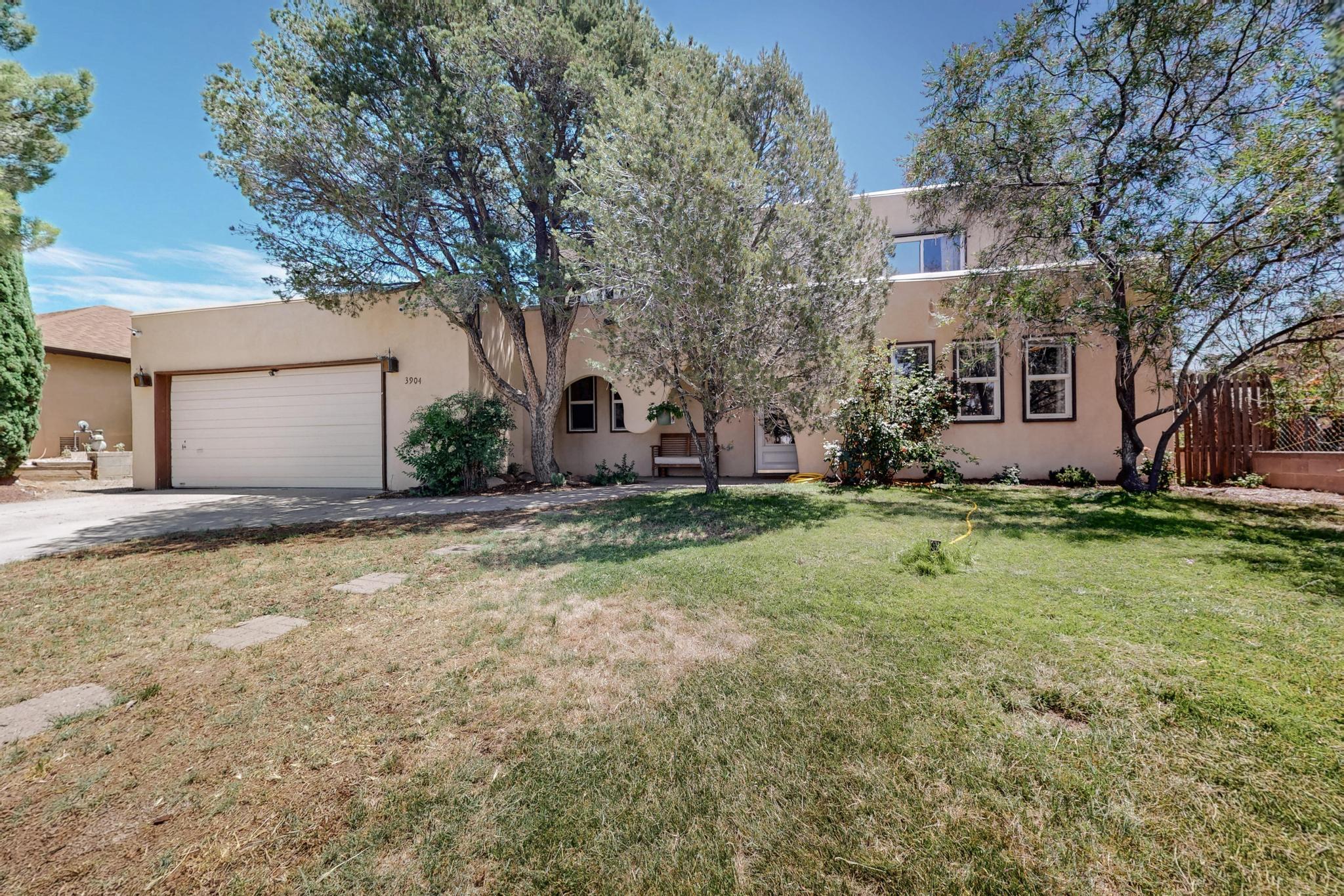 3904 GENERAL BRADLEY Street NE