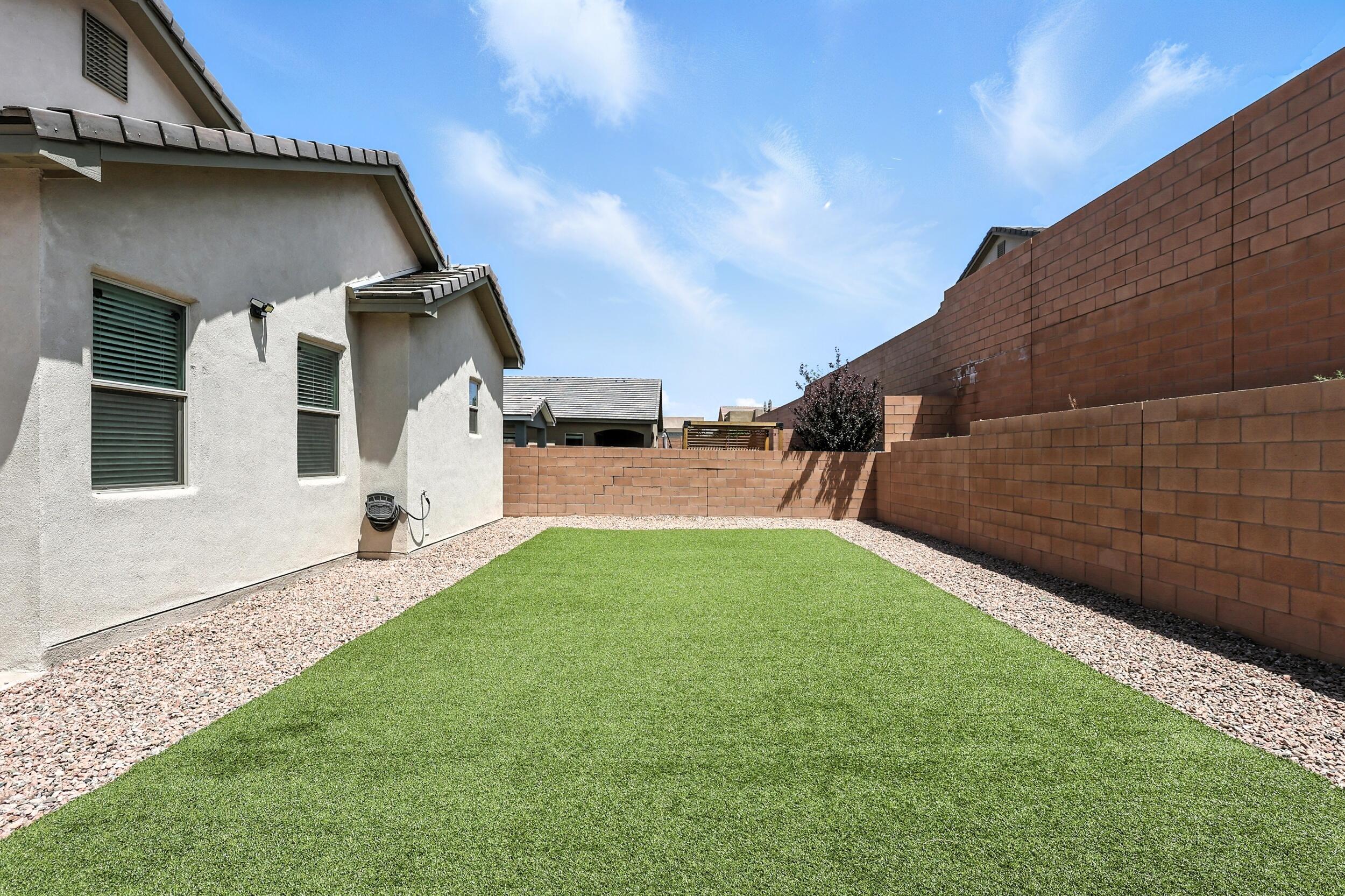 2028 LOBO TROT Court SE