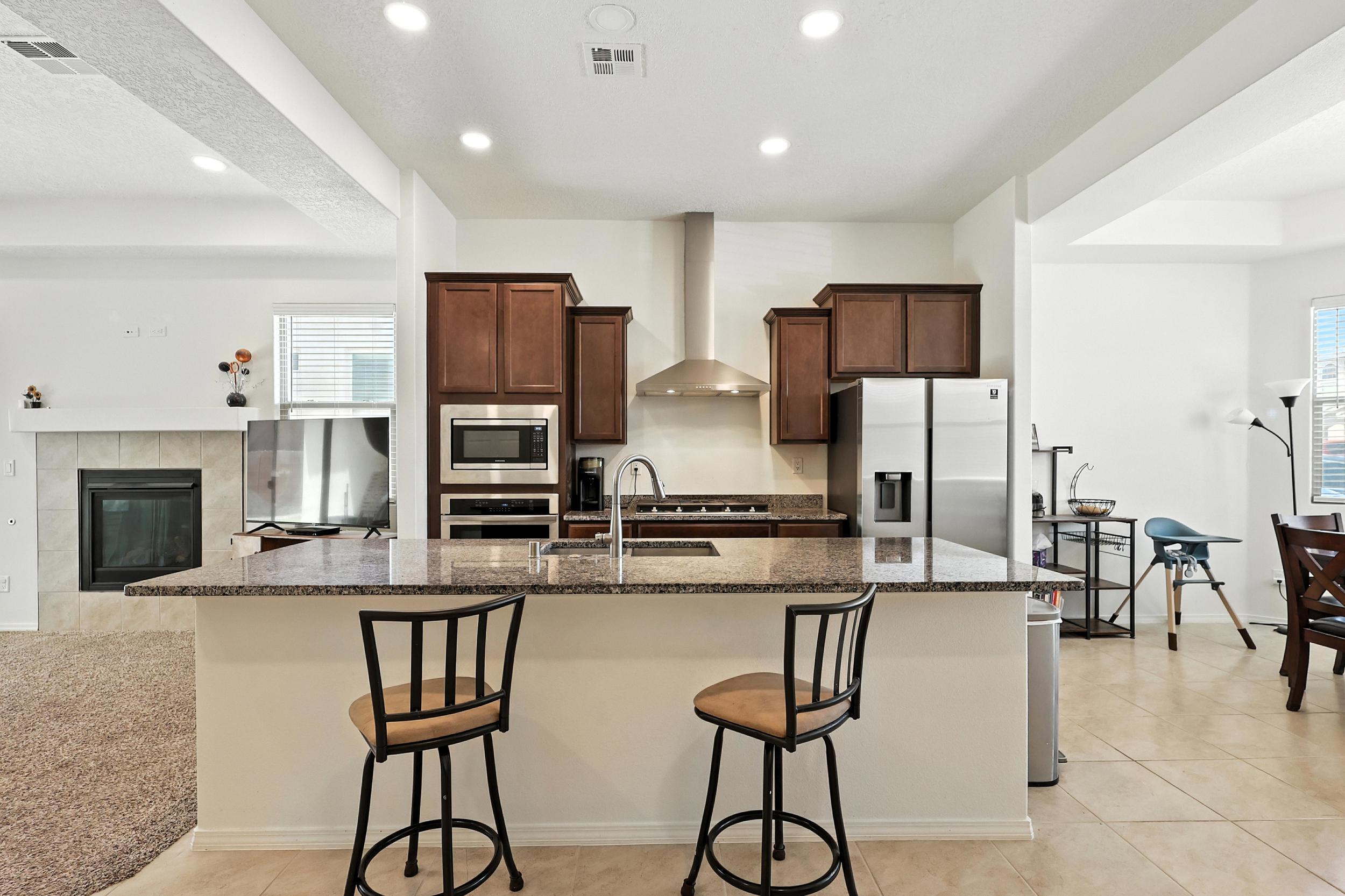 2028 LOBO TROT Court SE