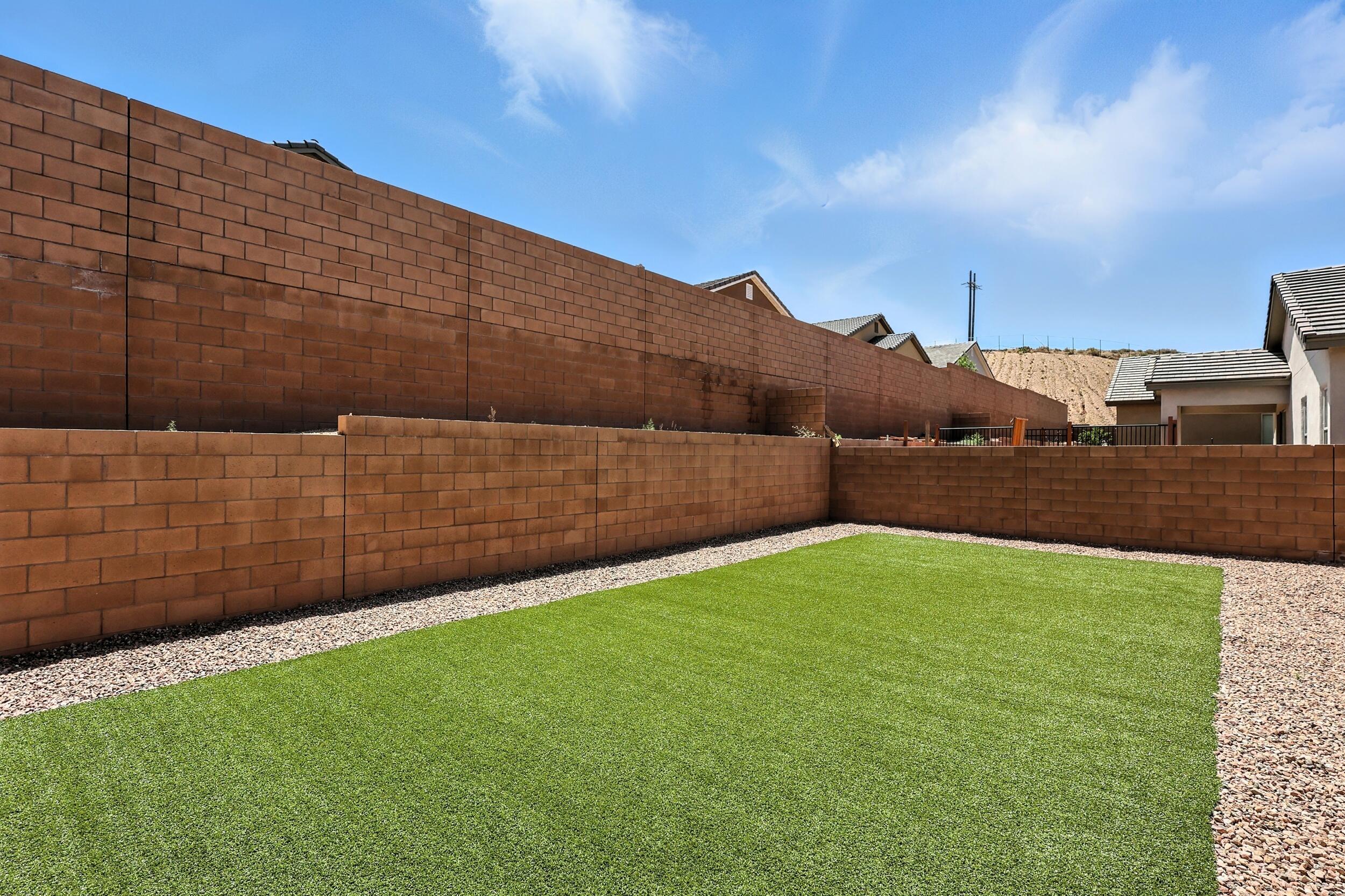 2028 LOBO TROT Court SE