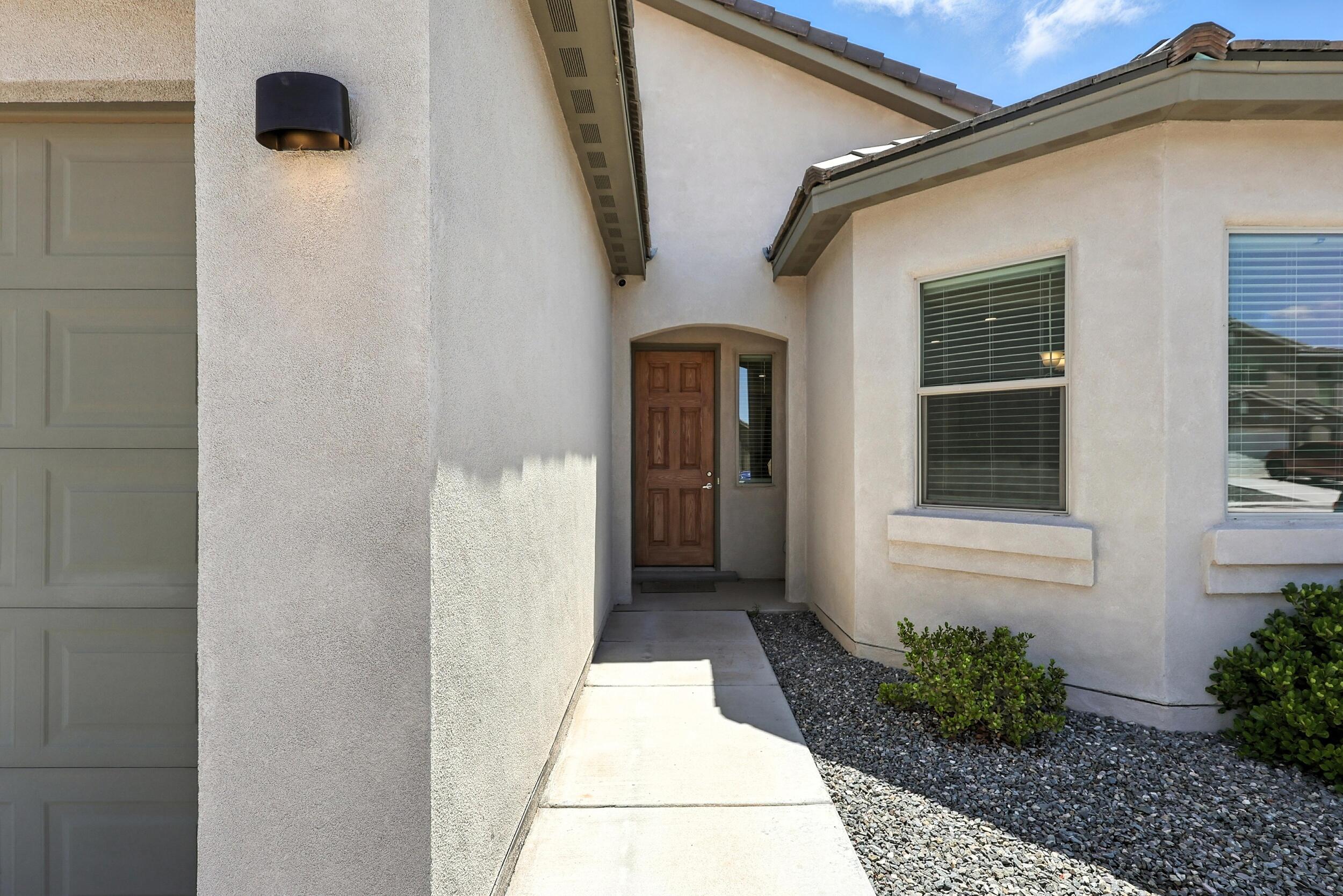 2028 LOBO TROT Court SE