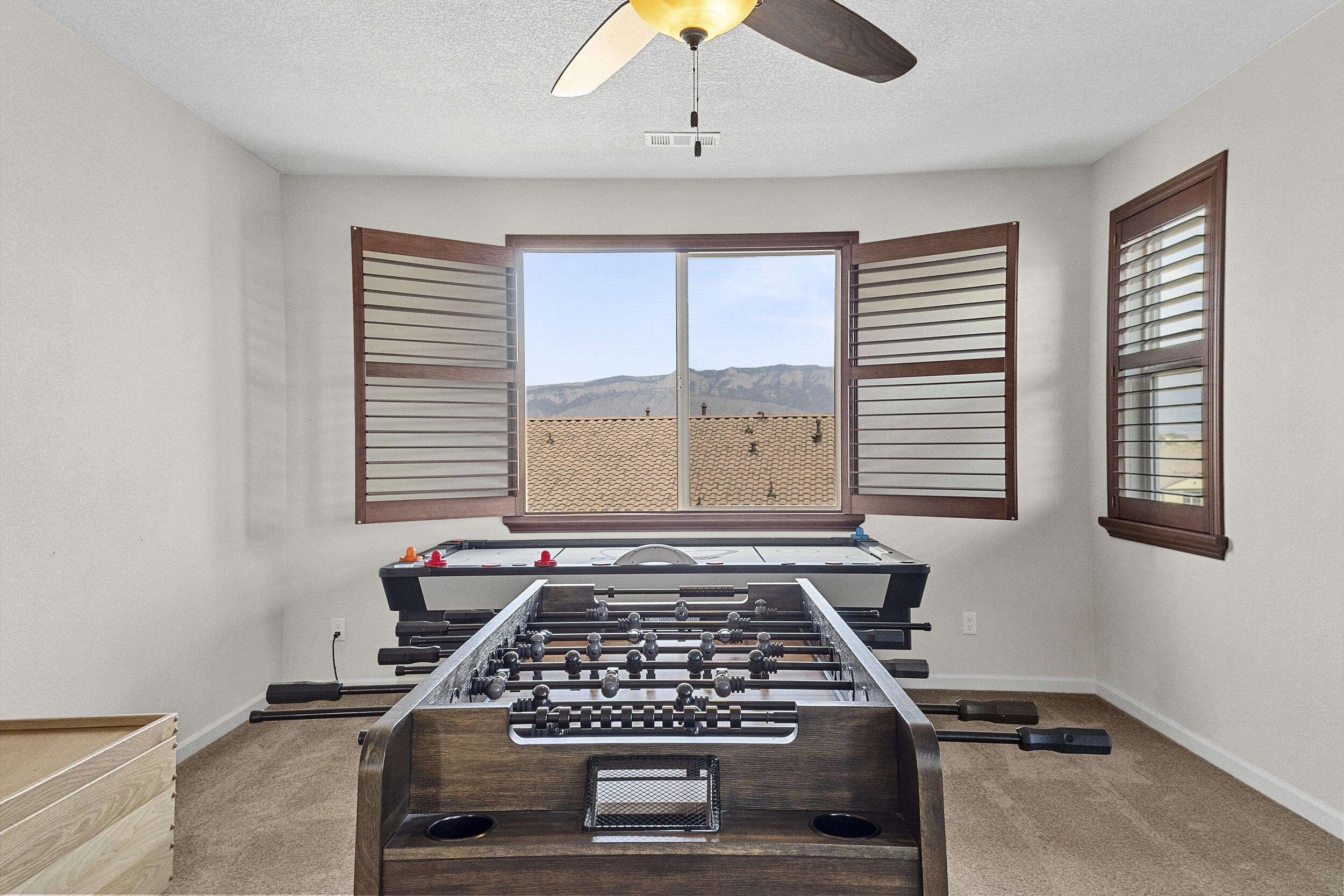 44 LOS BALCONES Place NE