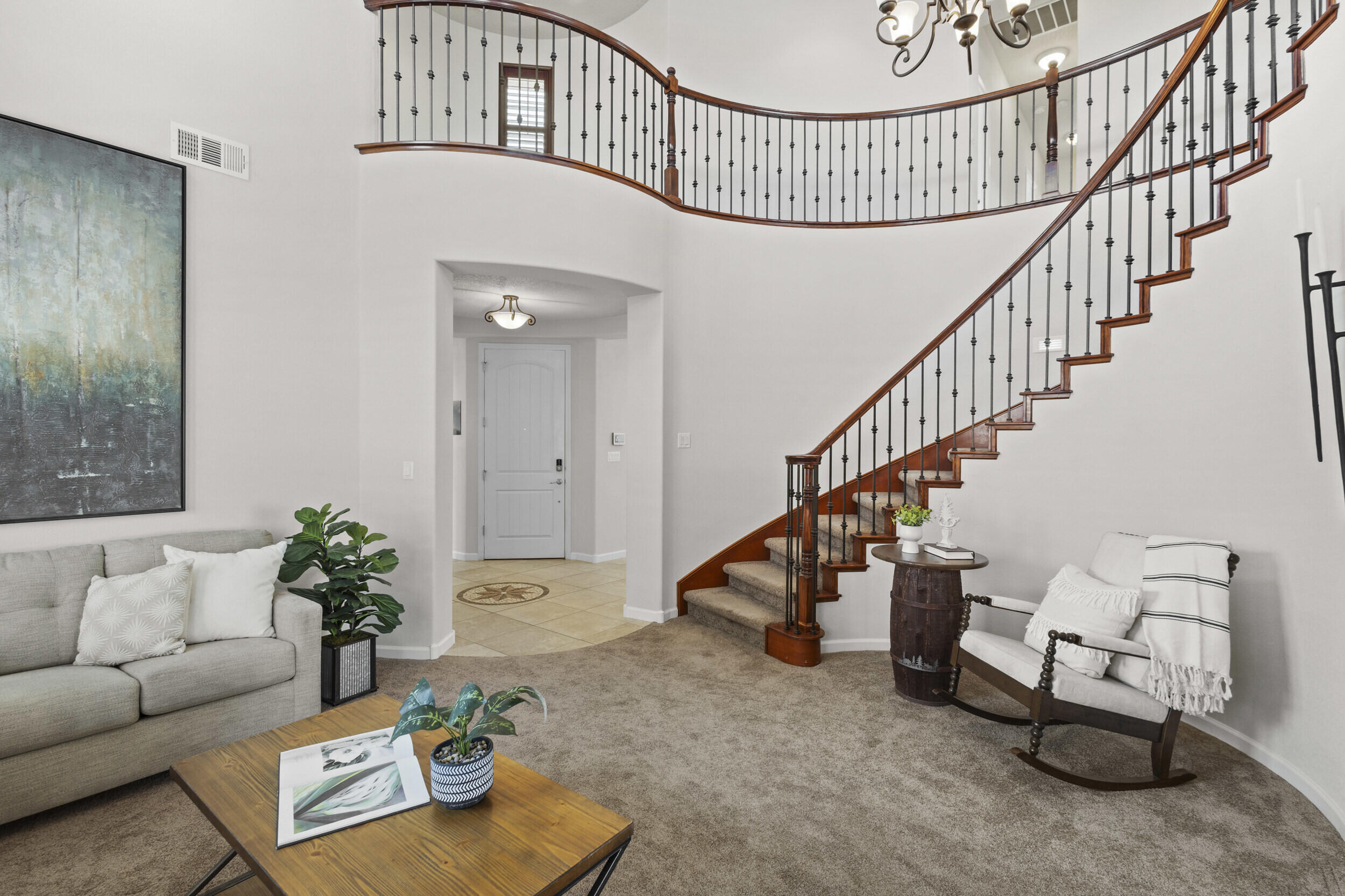 44 LOS BALCONES Place NE