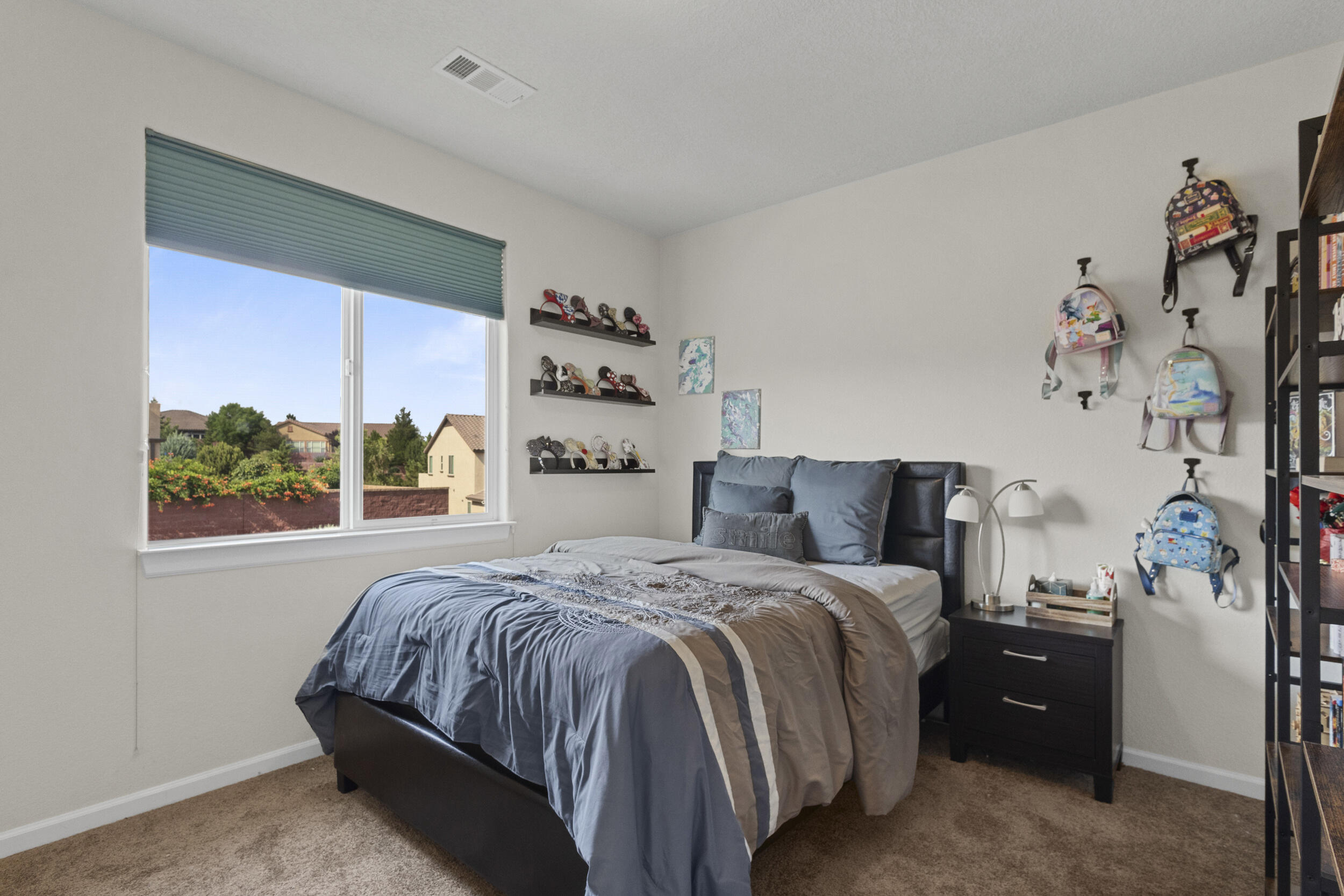 44 LOS BALCONES Place NE