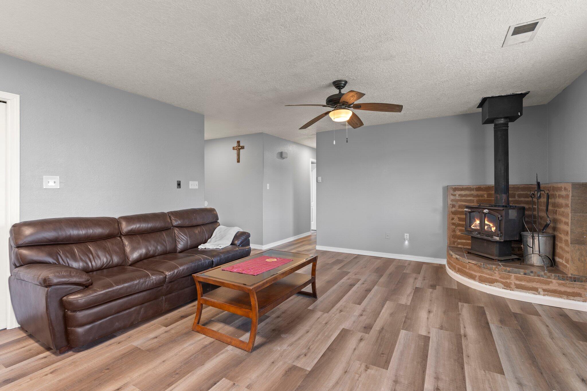 122 JESSE JAMES Road