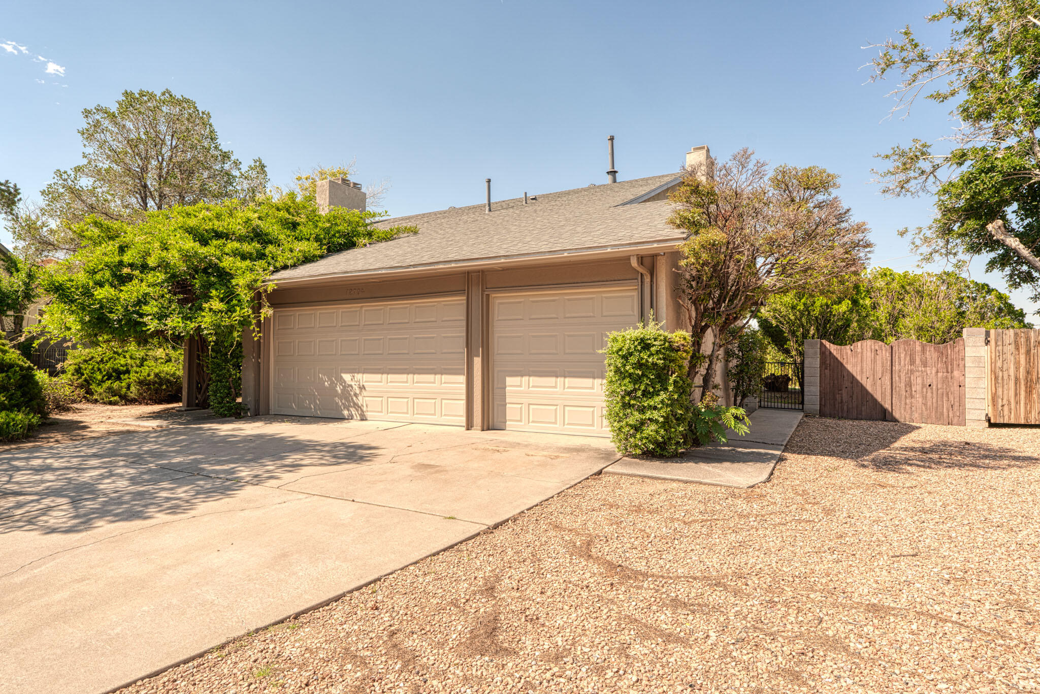 12704 EASTRIDGE Place NE