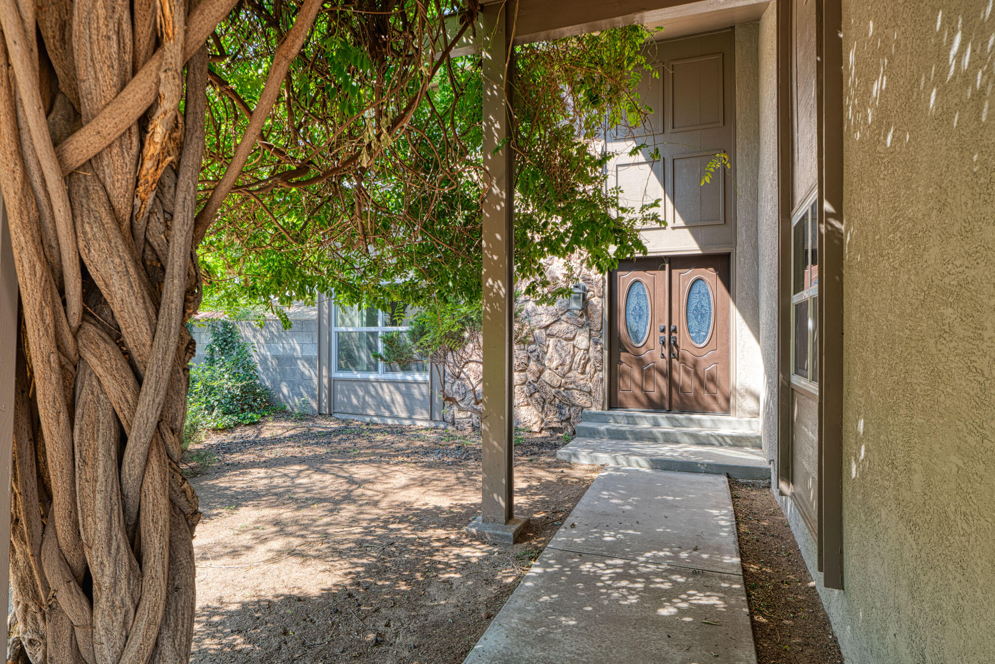 12704 EASTRIDGE Place NE