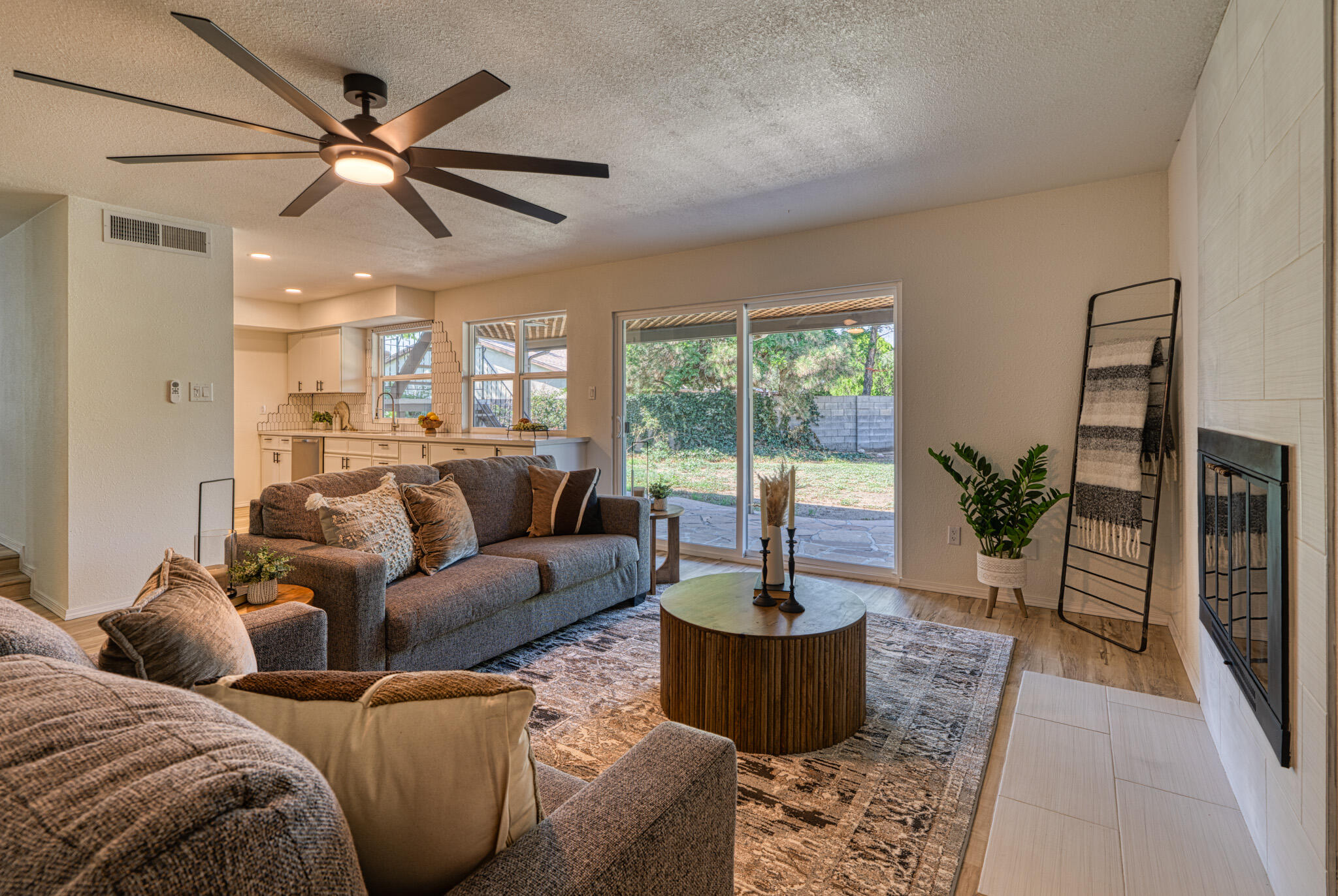 12704 EASTRIDGE Place NE