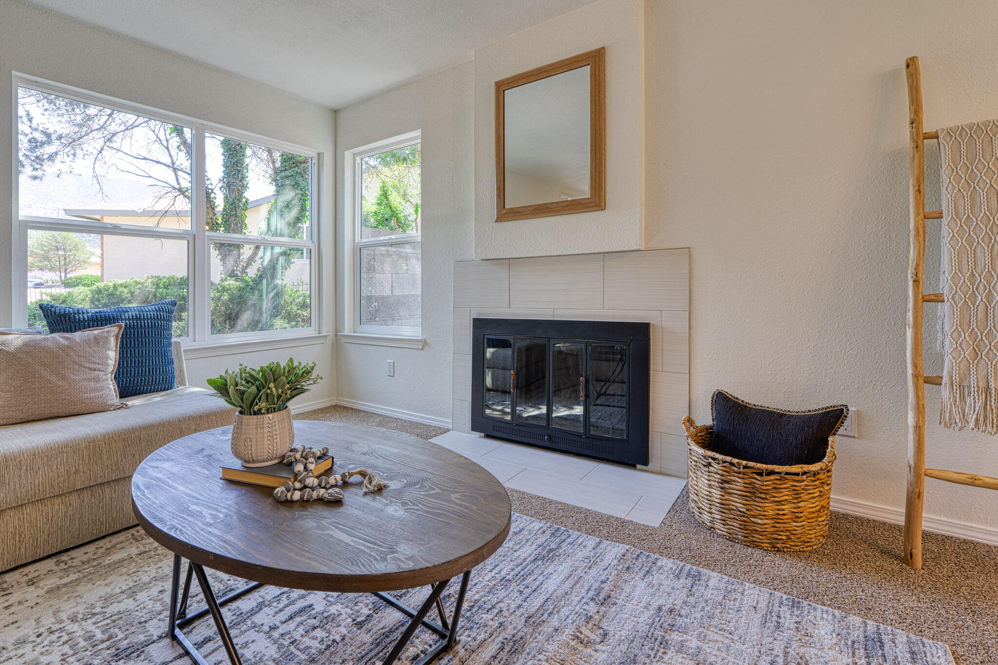 12704 EASTRIDGE Place NE