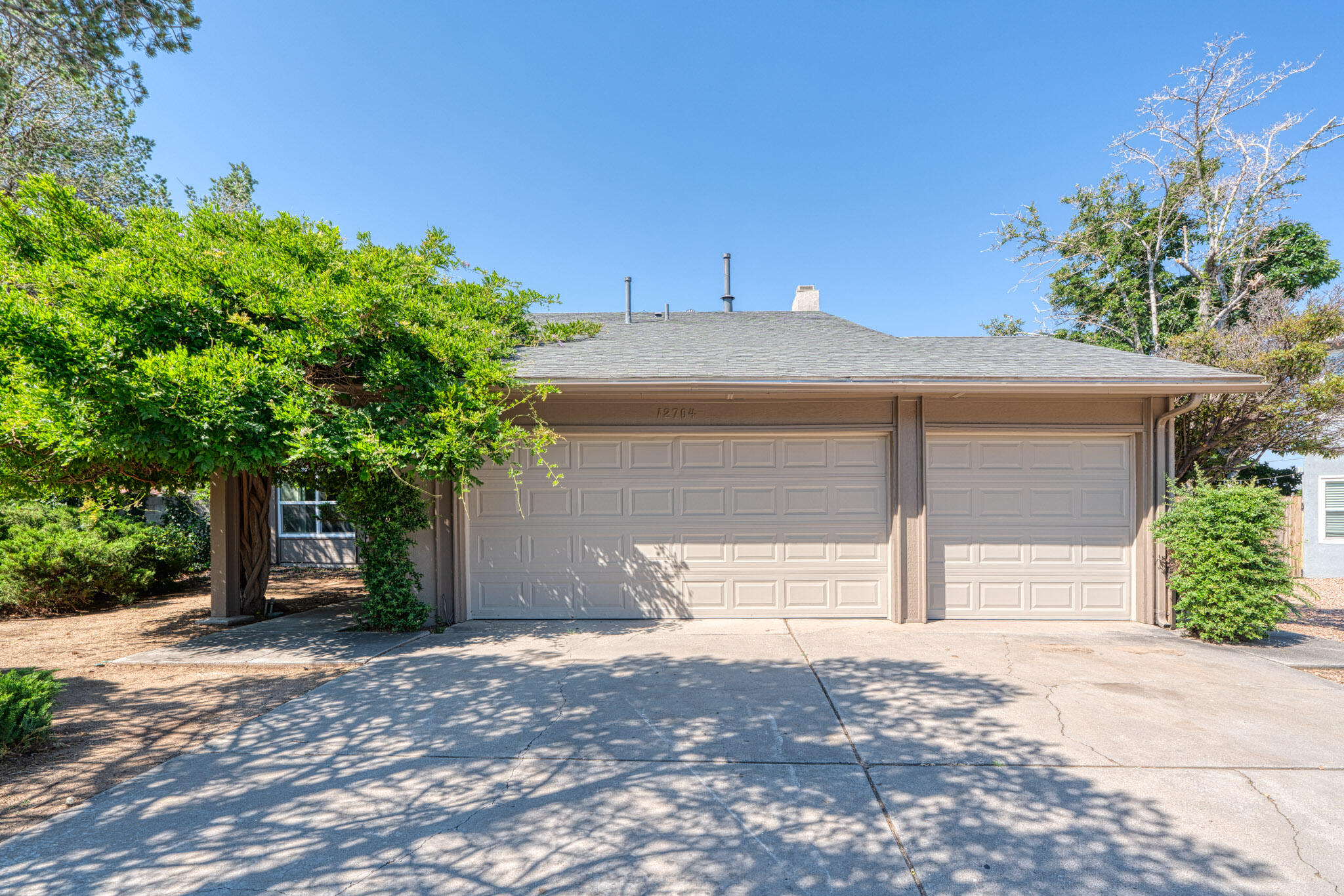 12704 EASTRIDGE Place NE