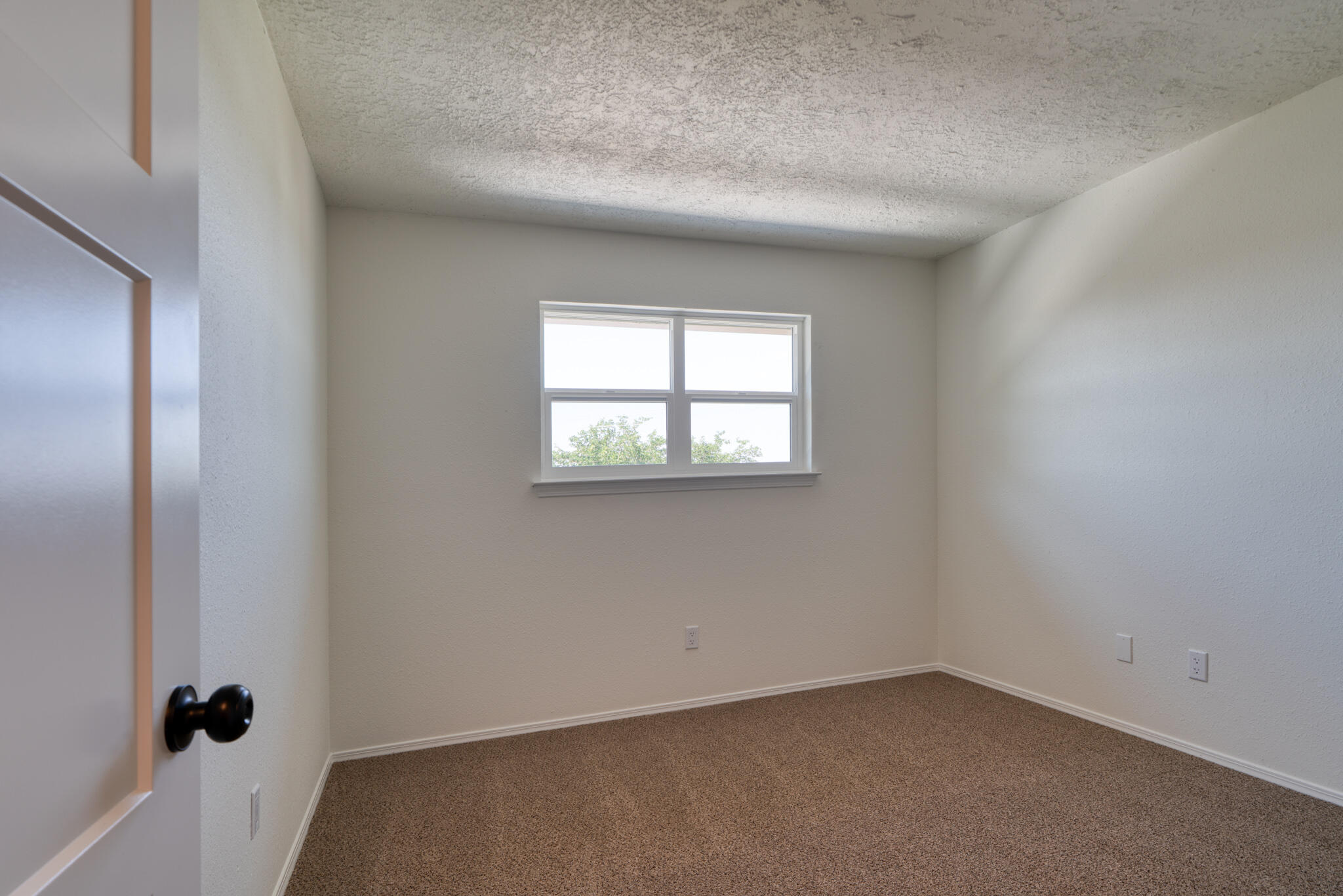 12704 EASTRIDGE Place NE