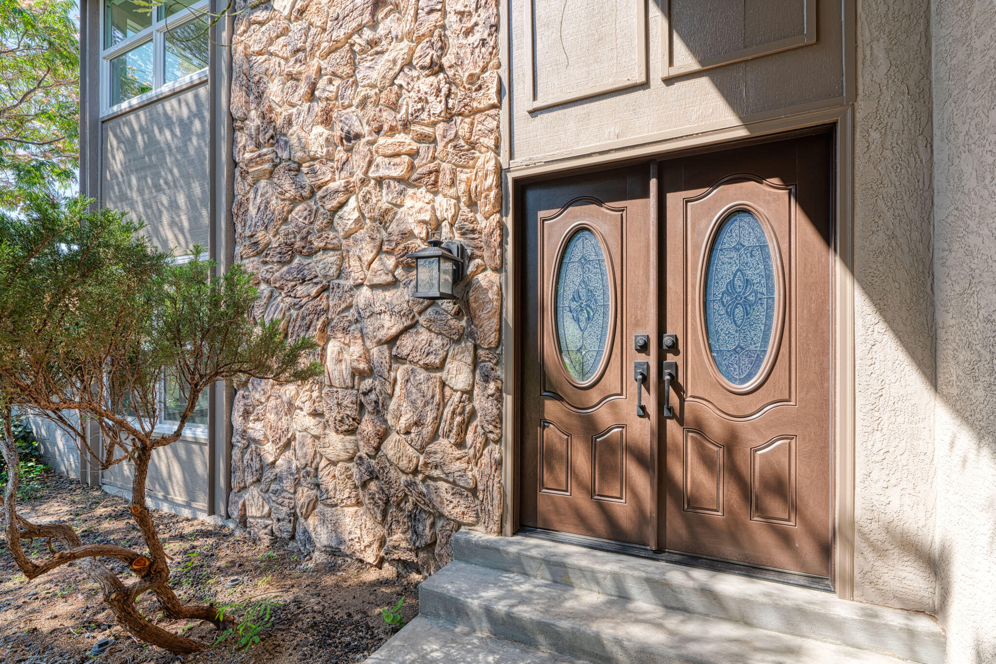 12704 EASTRIDGE Place NE