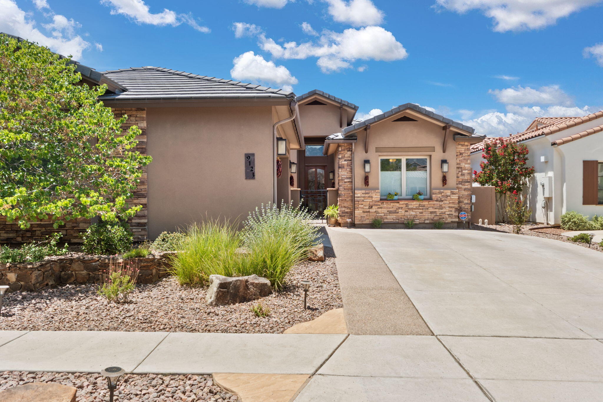 9123 TWILIGHT Lane NE