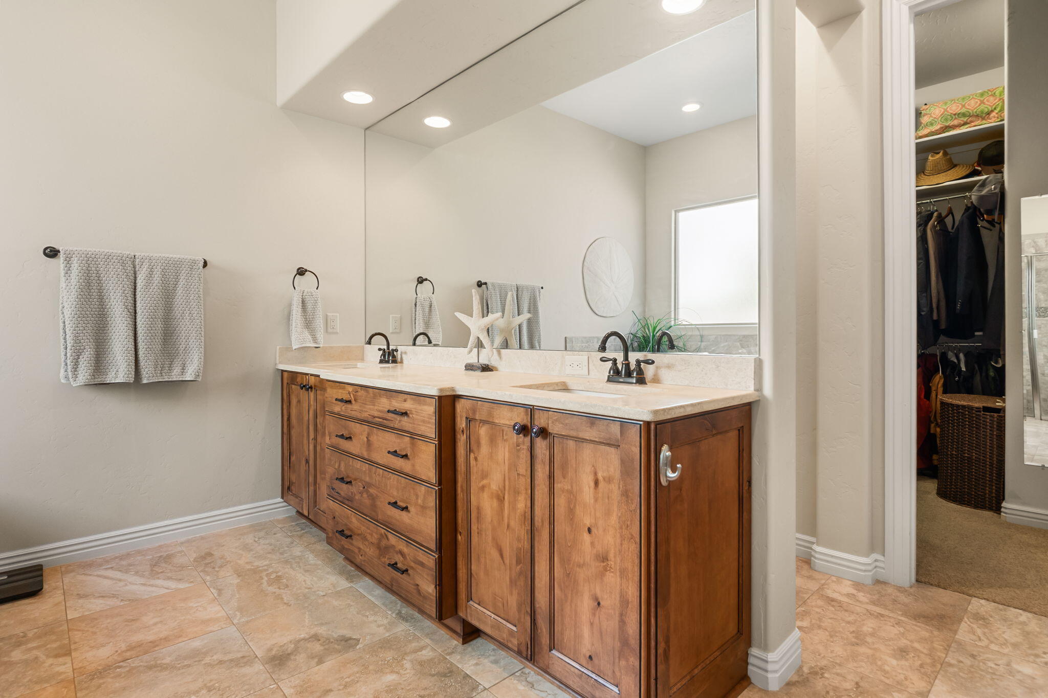 9123 TWILIGHT Lane NE