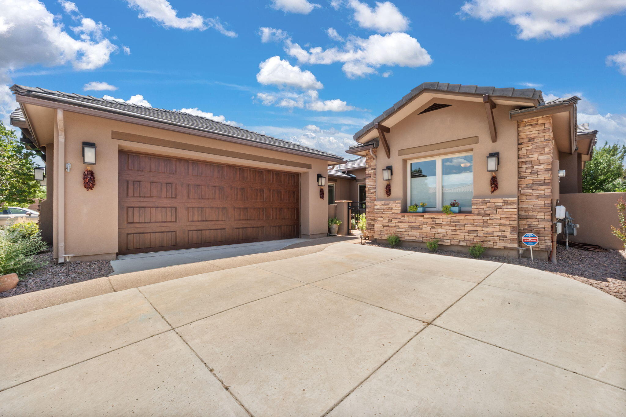 9123 TWILIGHT Lane NE