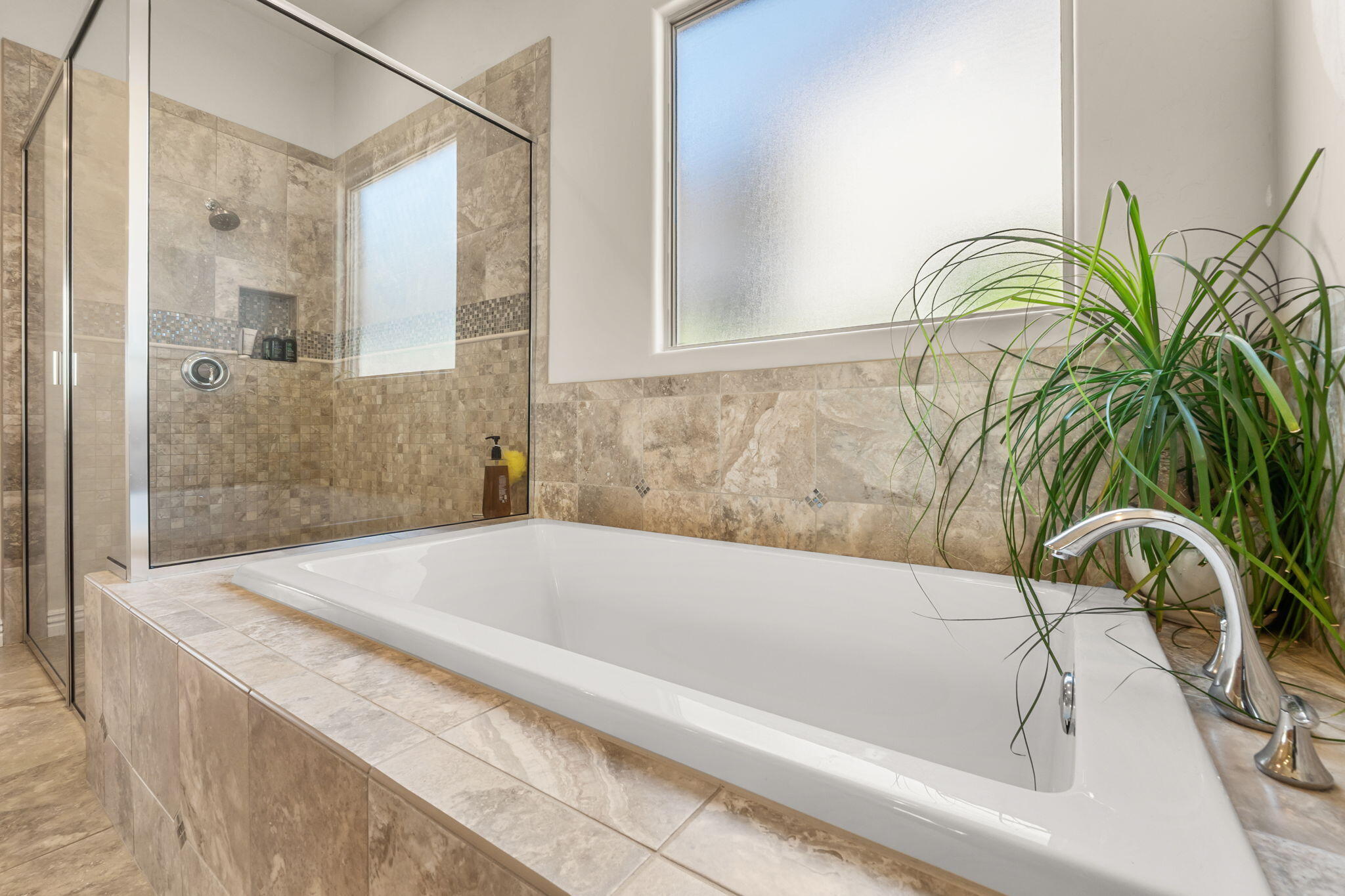 9123 TWILIGHT Lane NE