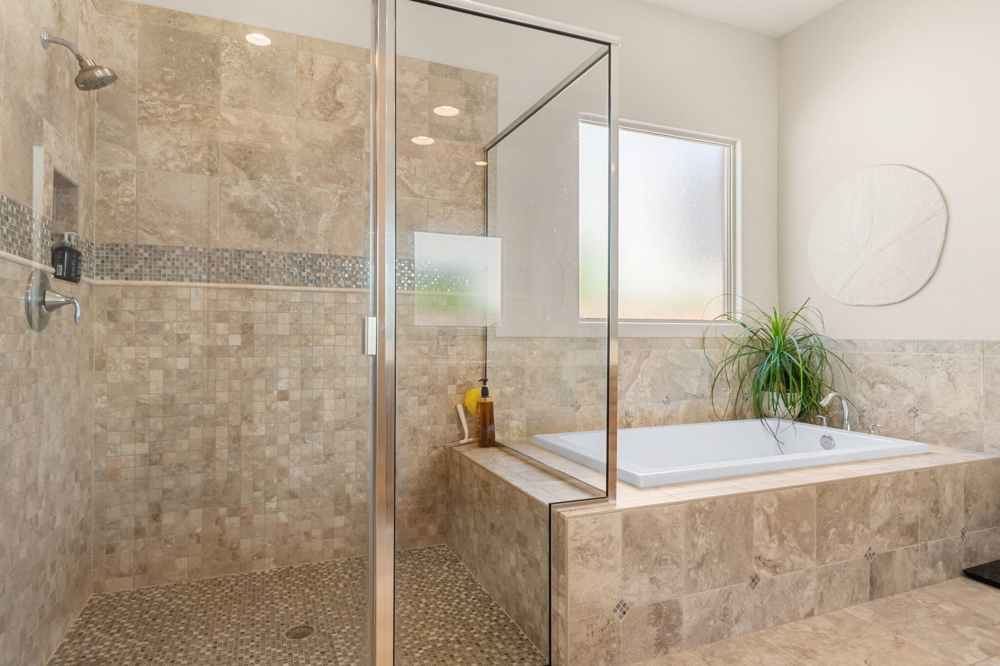 9123 TWILIGHT Lane NE