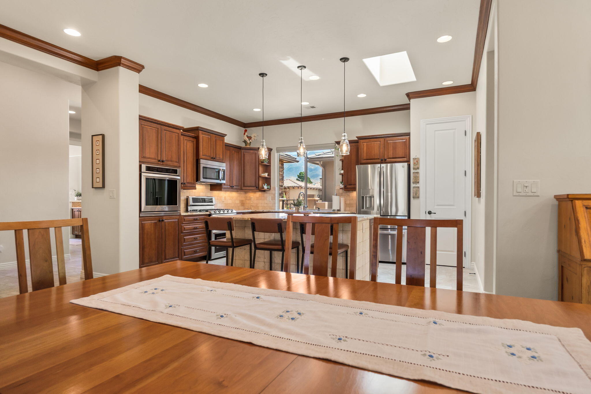 9123 TWILIGHT Lane NE