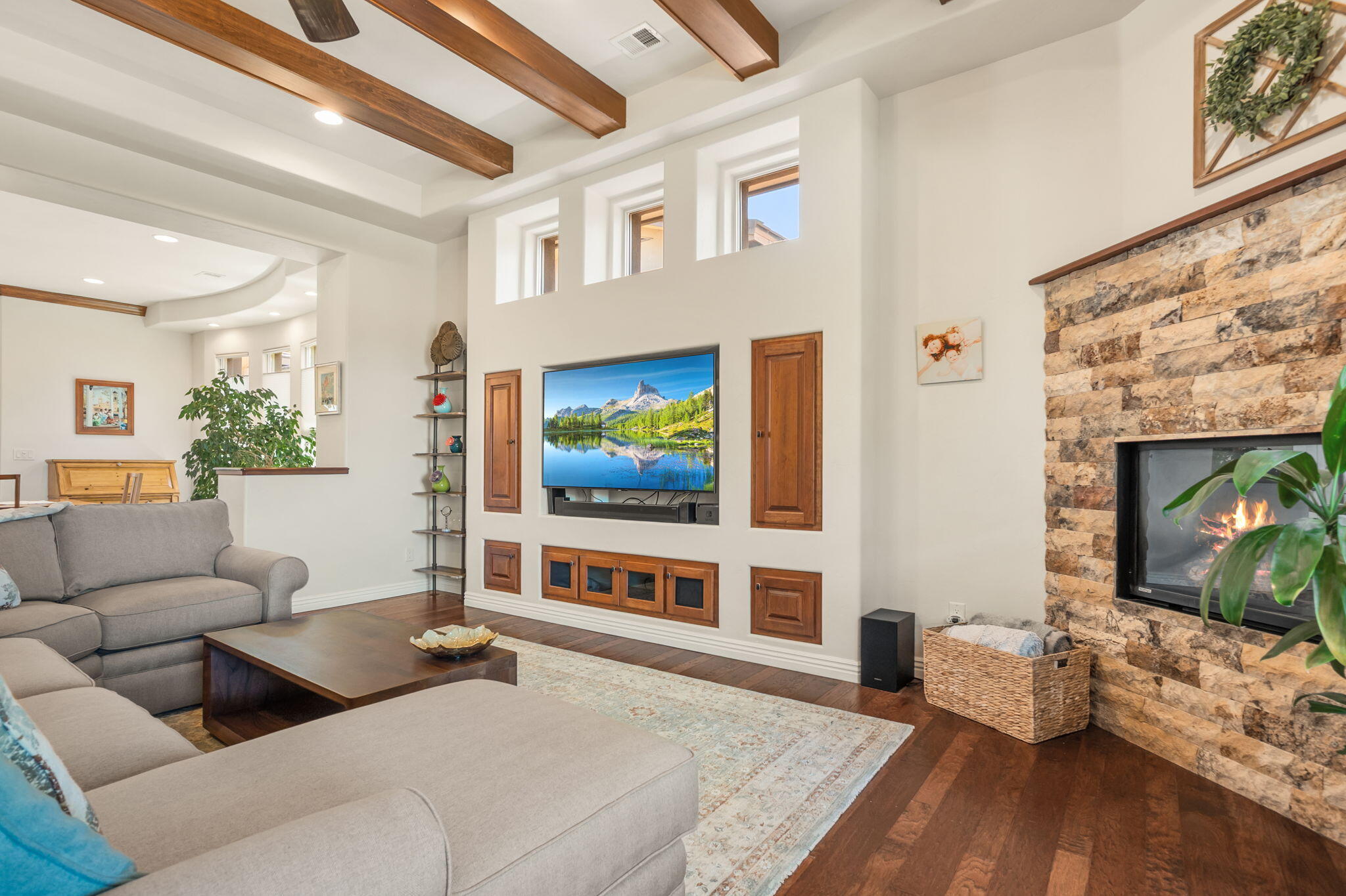 9123 TWILIGHT Lane NE