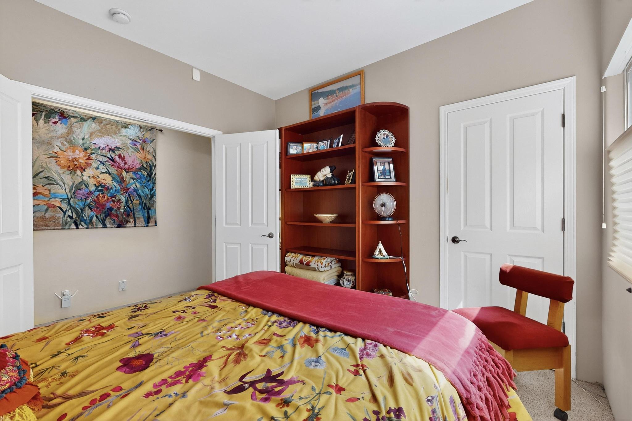 8912 Desert Fox Way NE