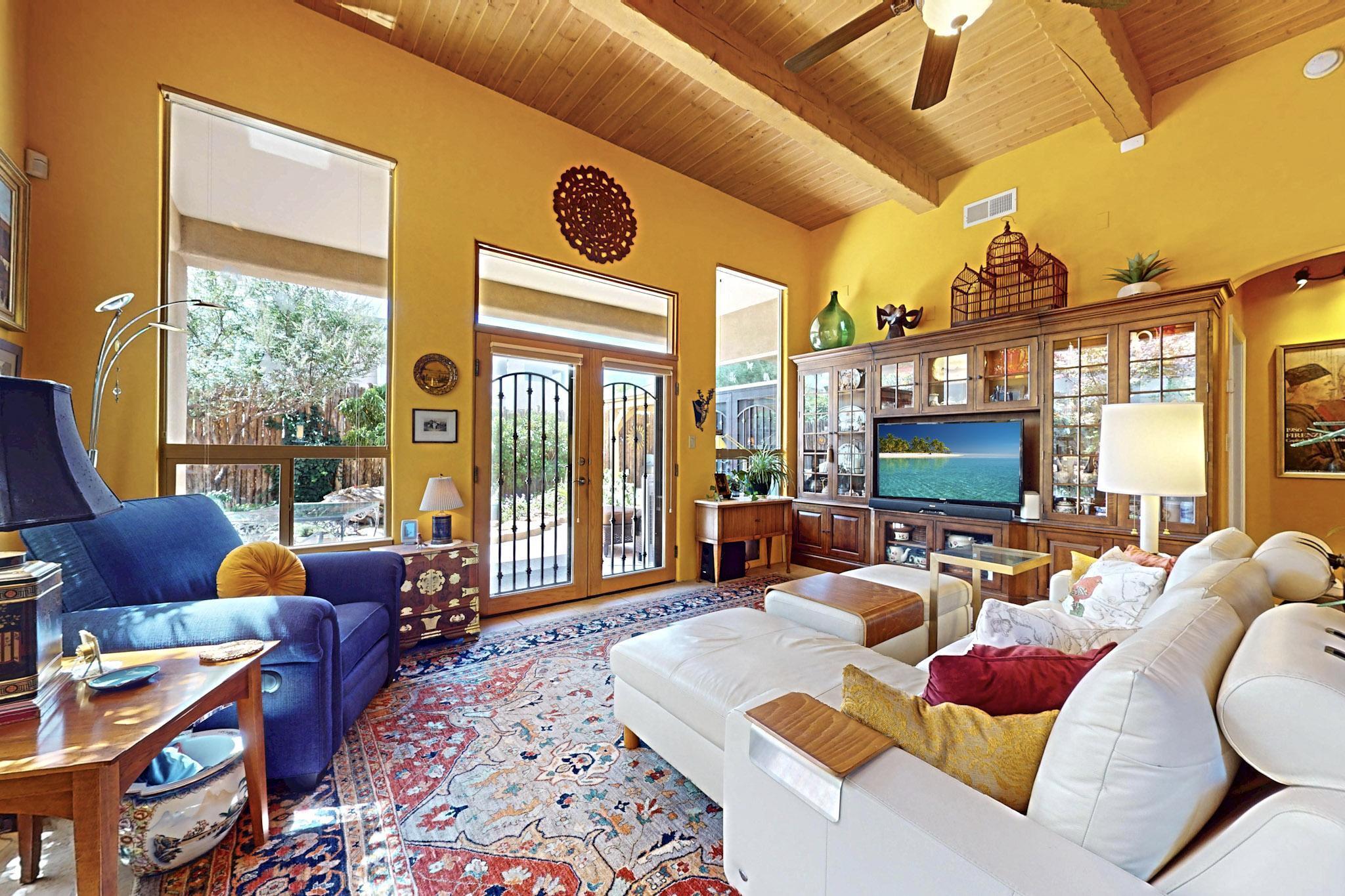 8912 Desert Fox Way NE