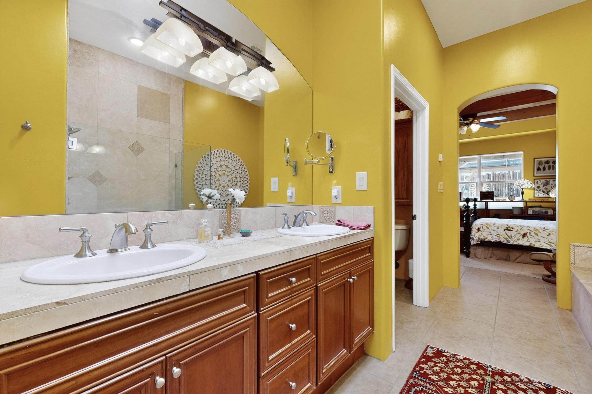 8912 Desert Fox Way NE