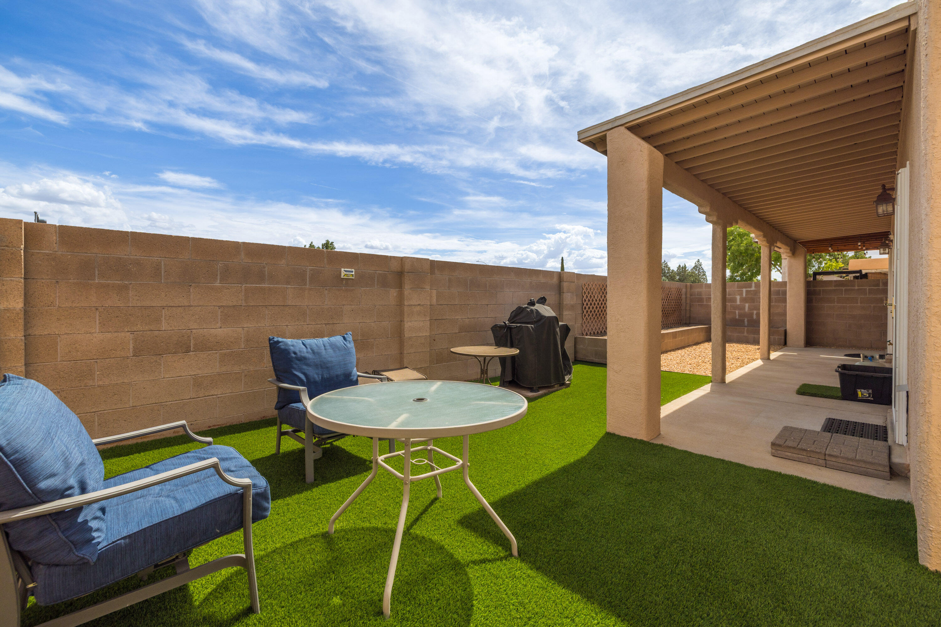 6024 Cardigan Court NW