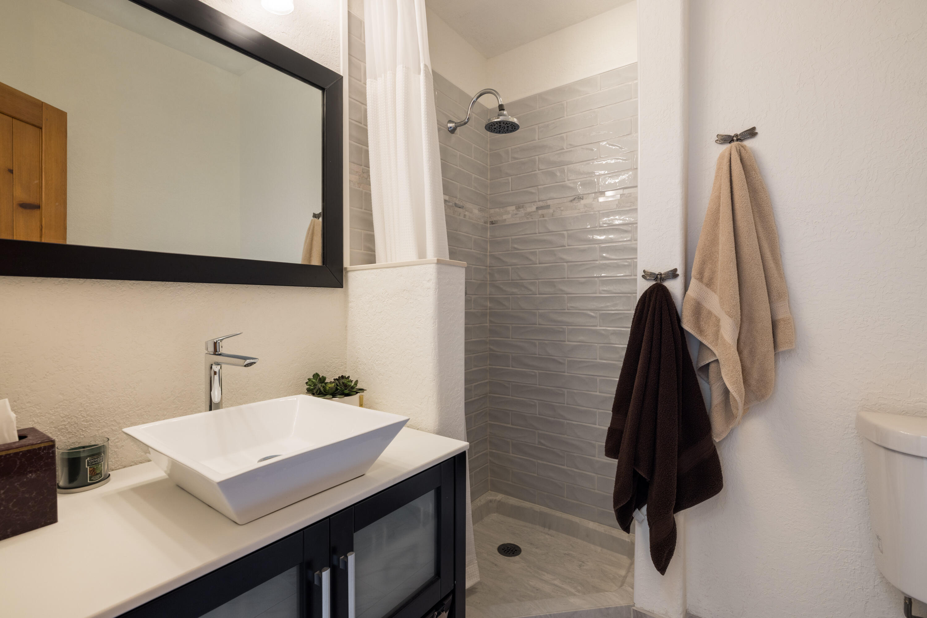 6024 Cardigan Court NW