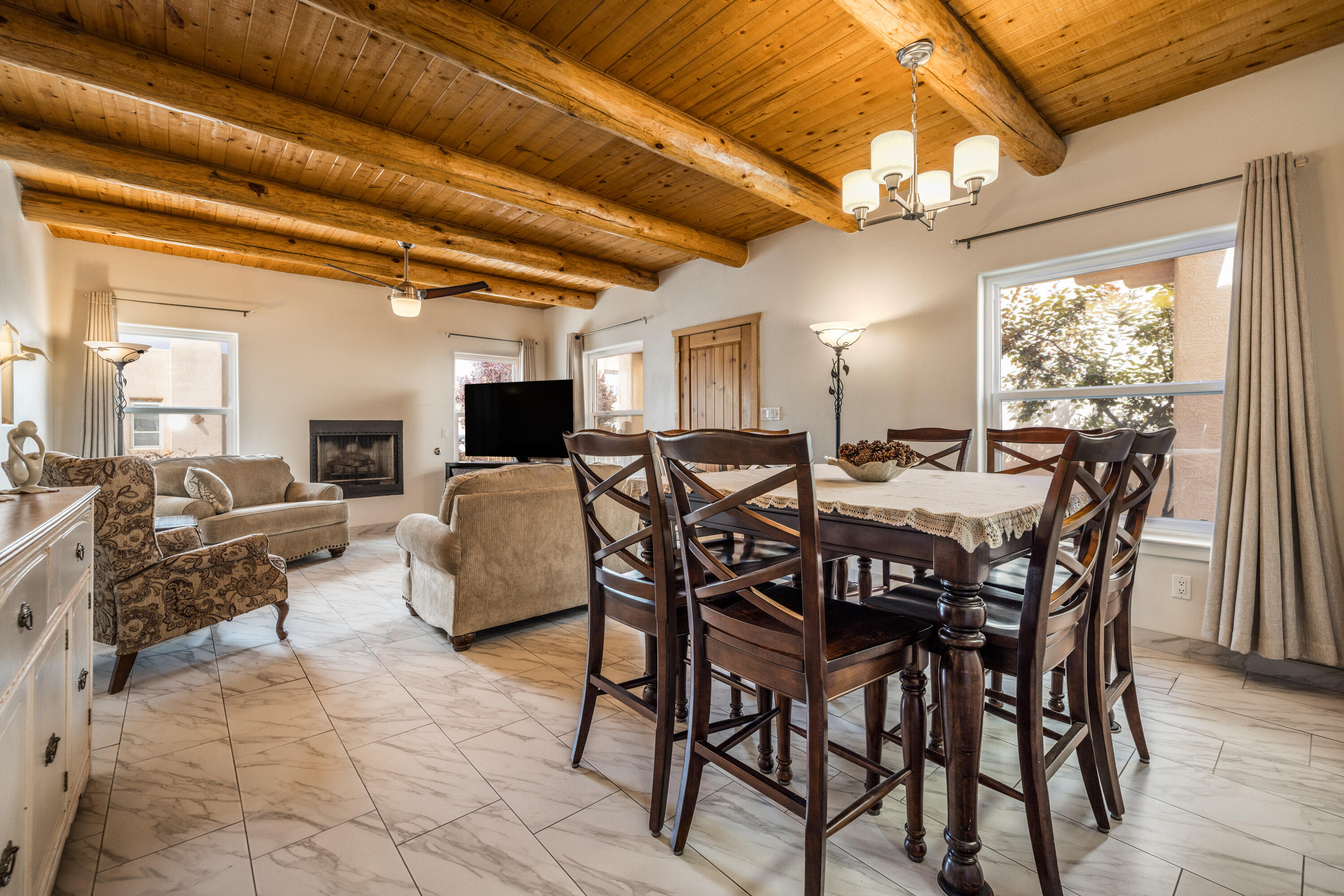 6024 Cardigan Court NW