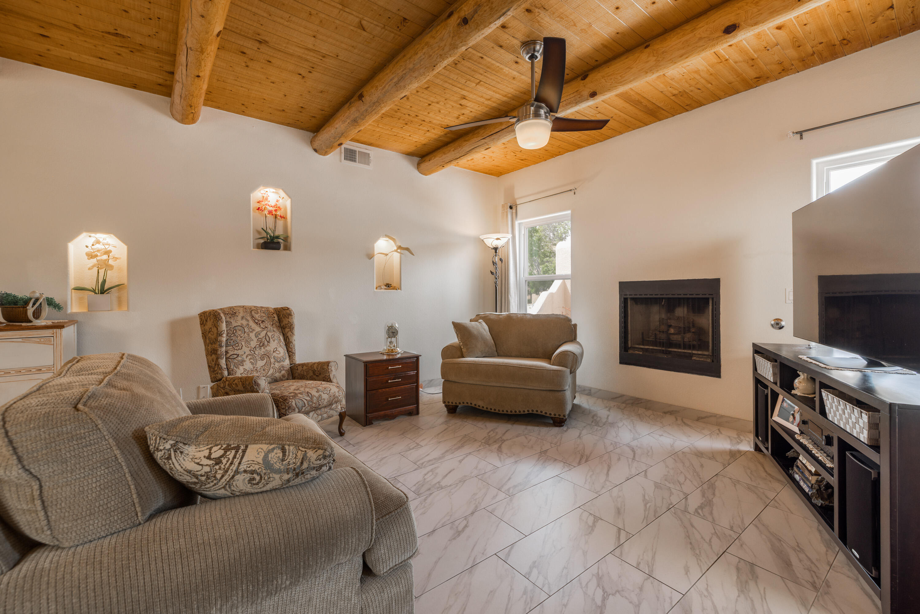 6024 Cardigan Court NW