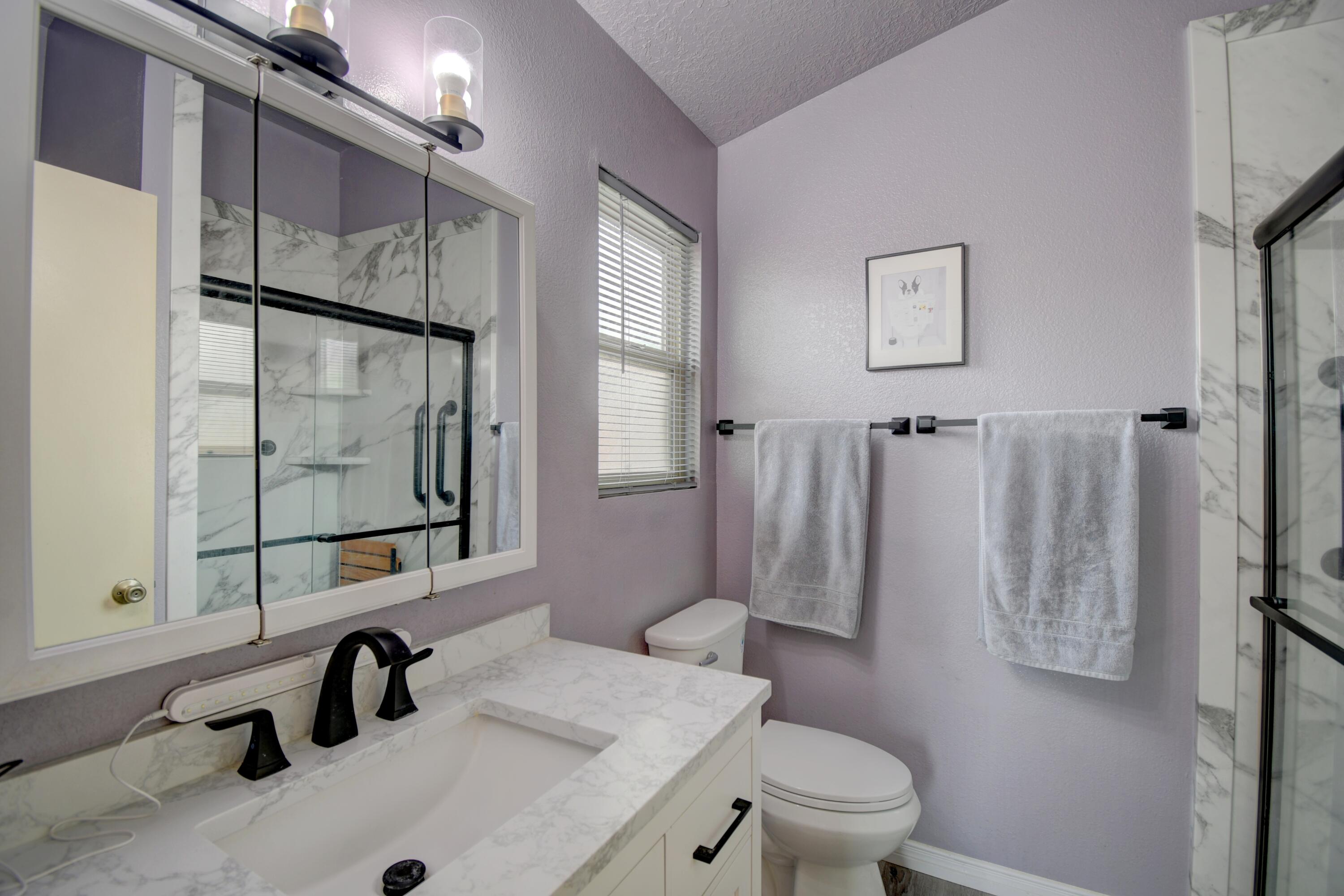 1079 CAMINO DEL REY SW