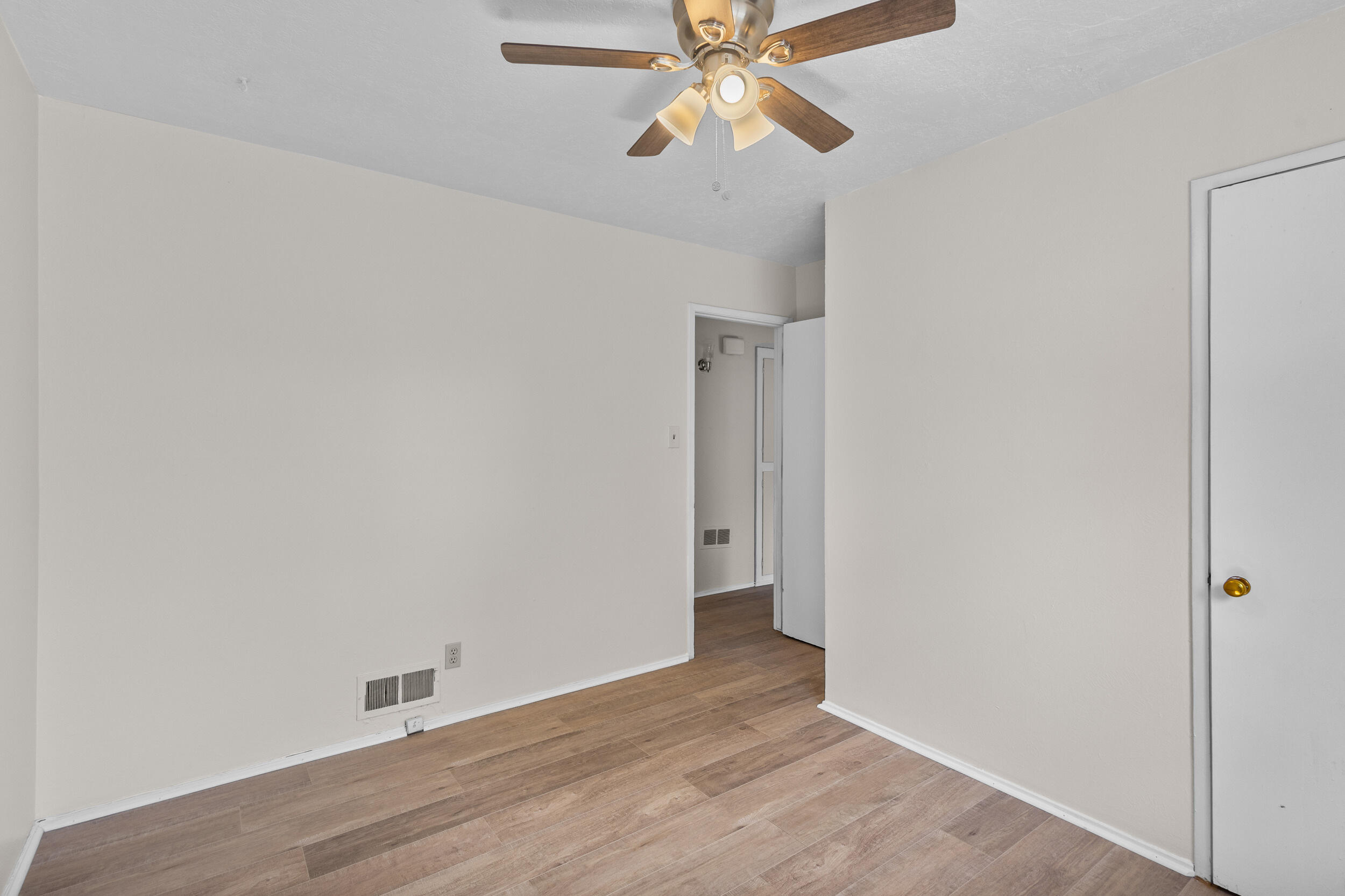 3209 LA VETA Drive