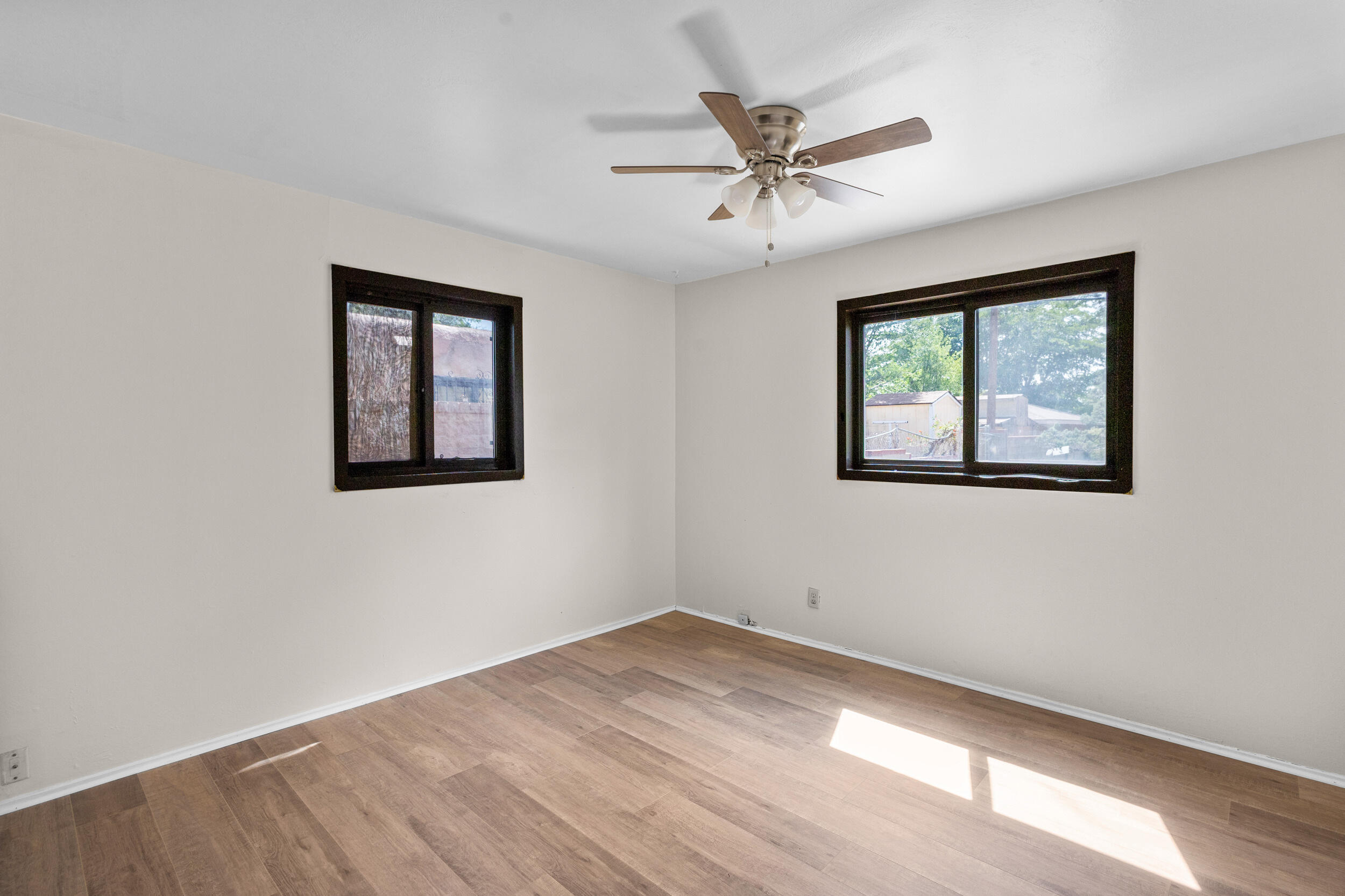 3209 LA VETA Drive