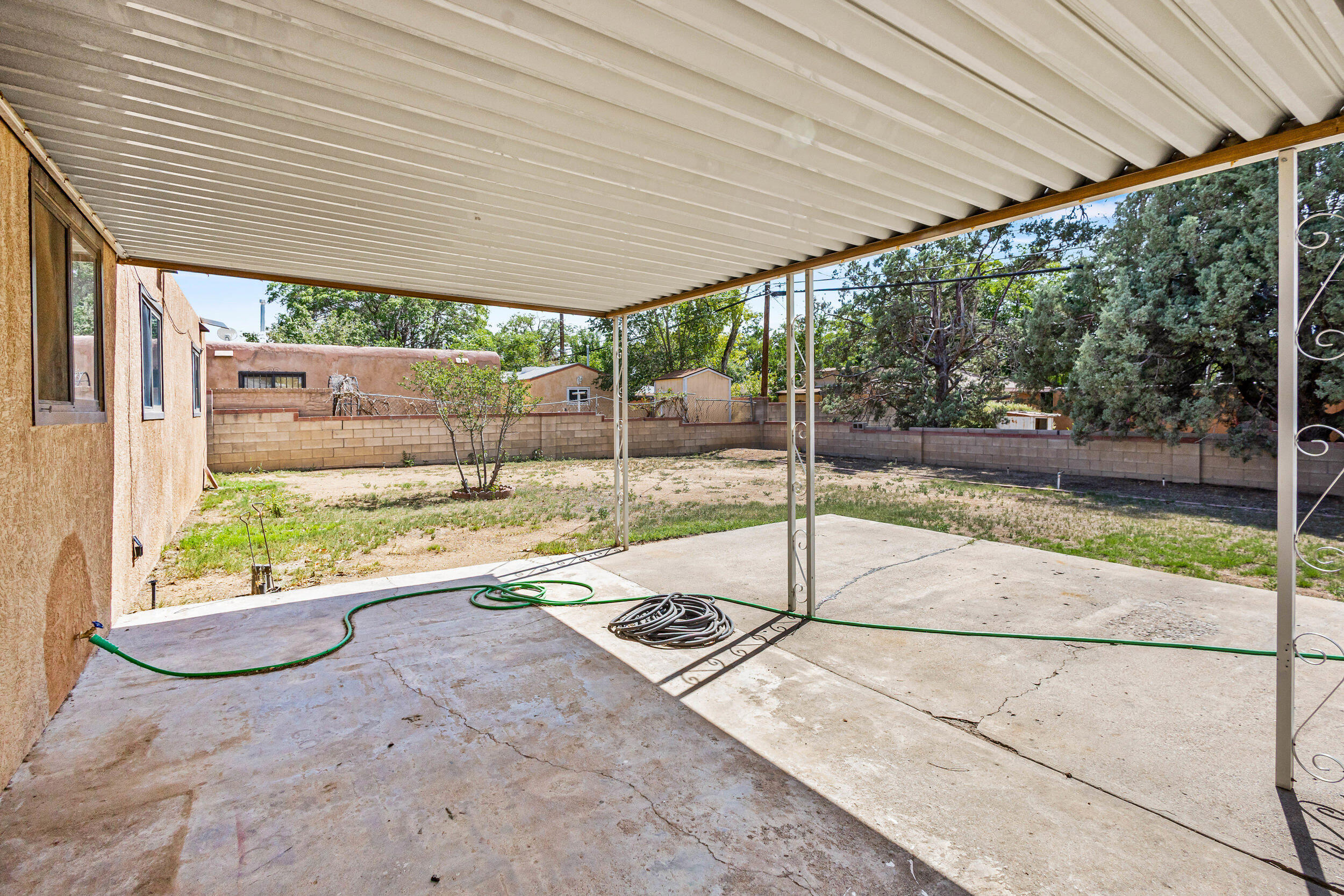 3209 LA VETA Drive