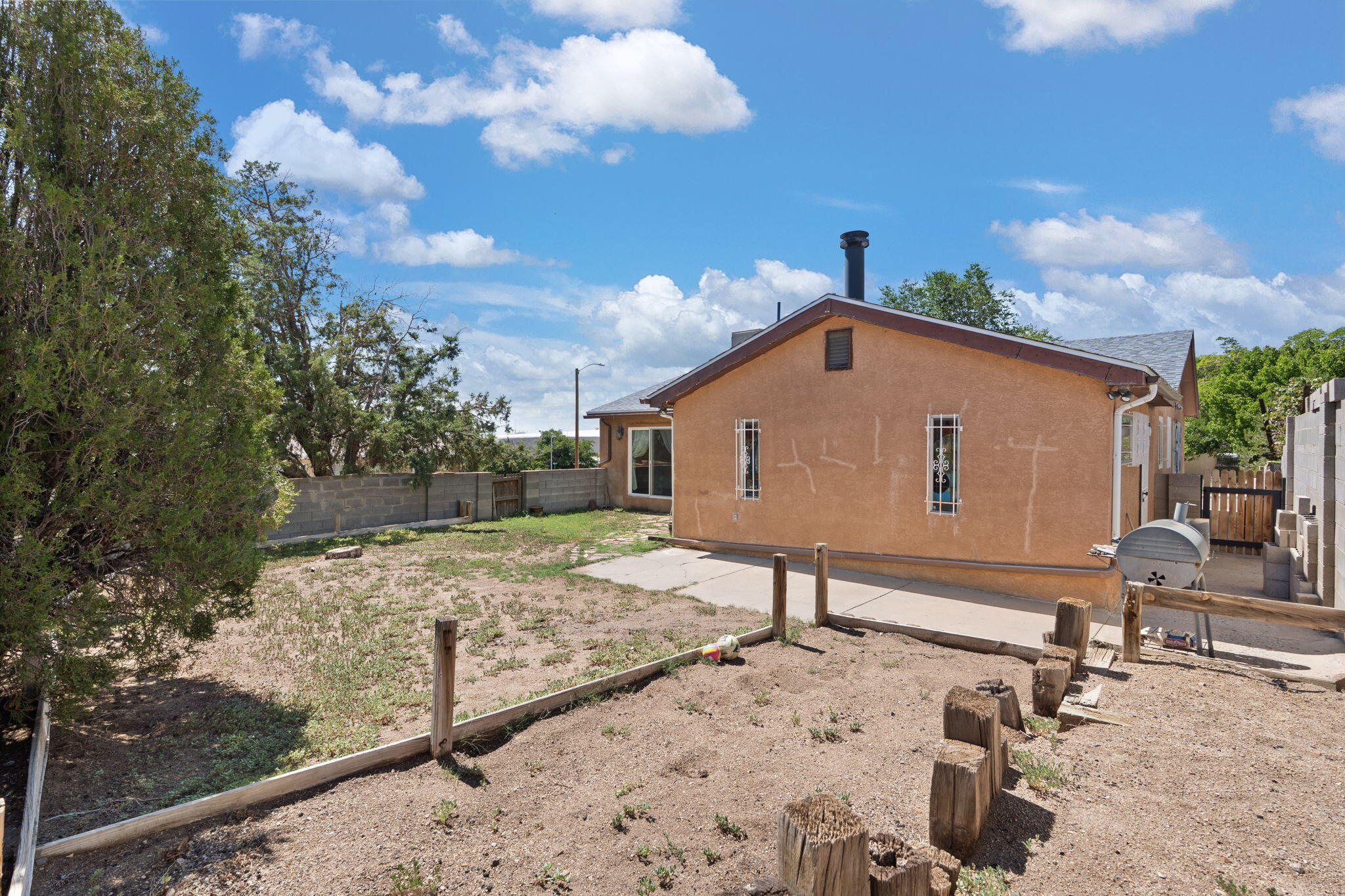 14100 Mel Smith Road NE