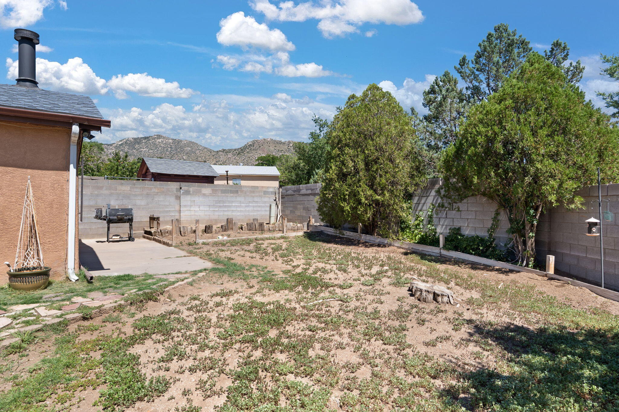 14100 Mel Smith Road NE