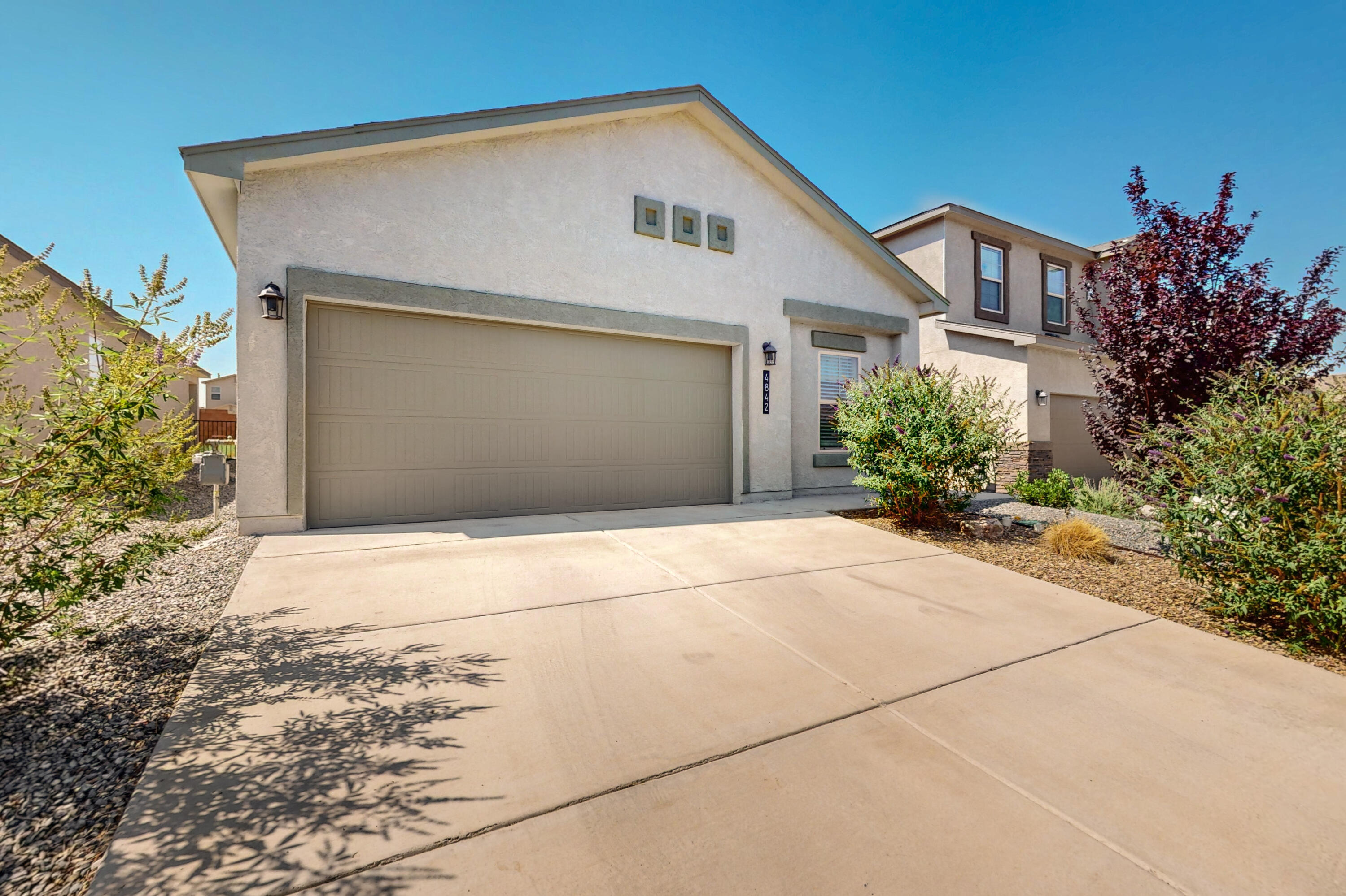 4842 MOUNT SALAS Street NE