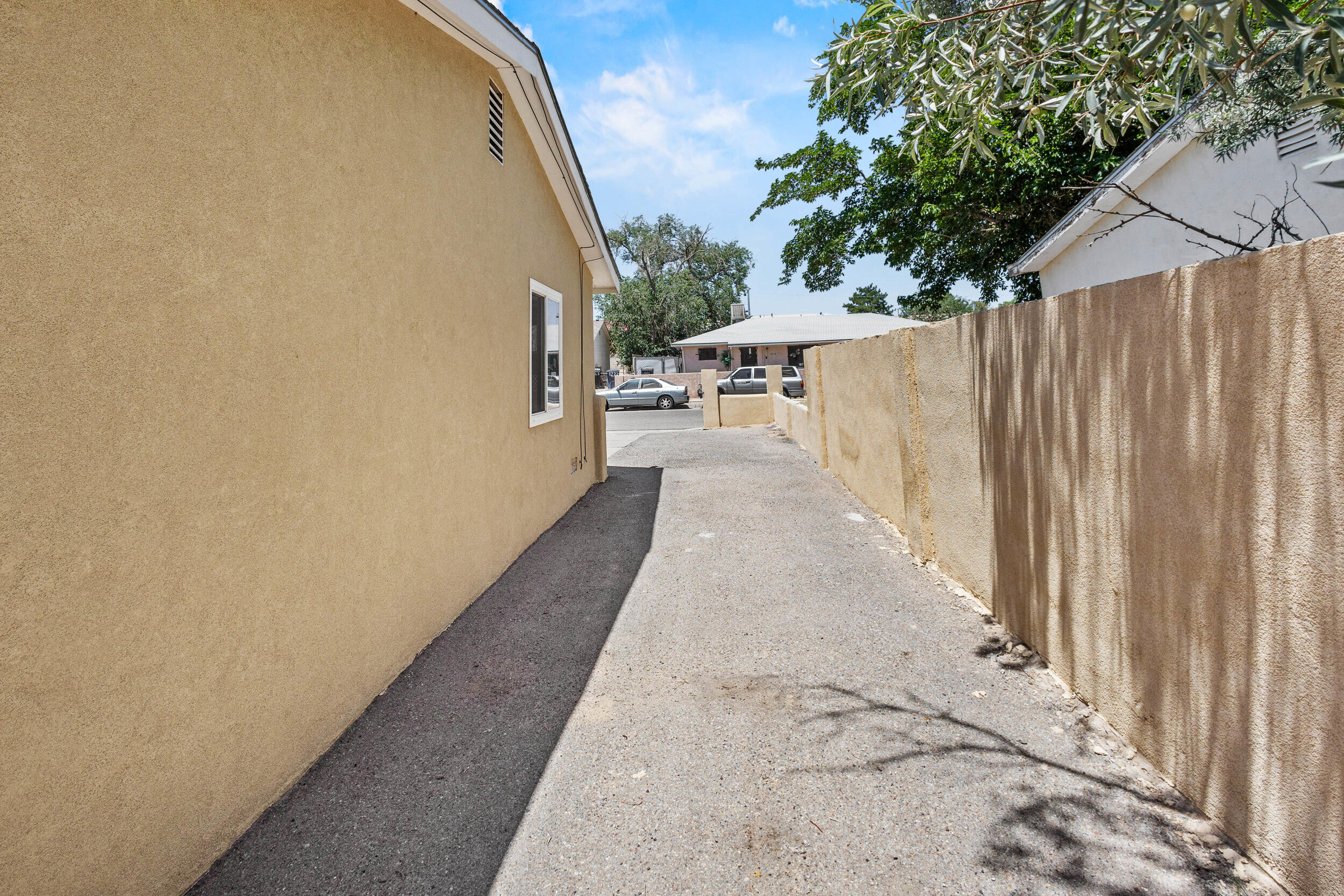 1222 MARIANO Trail SW