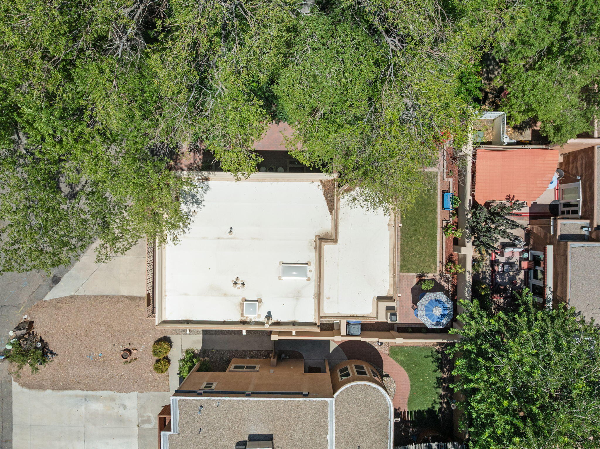 3040 SOMBRA DEL RIO NW