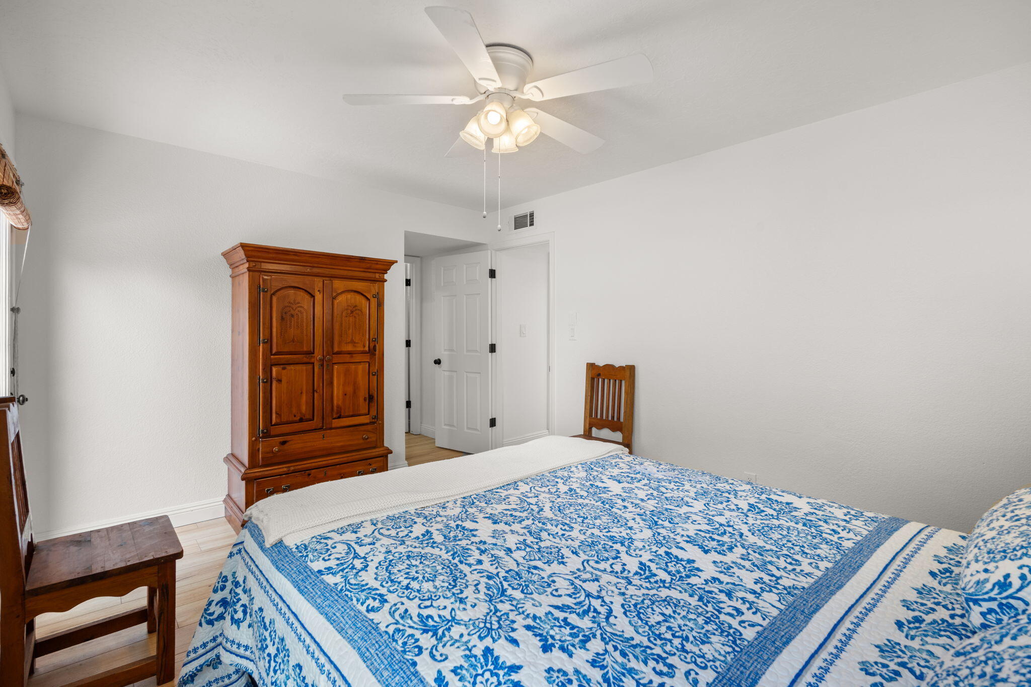 3040 SOMBRA DEL RIO NW