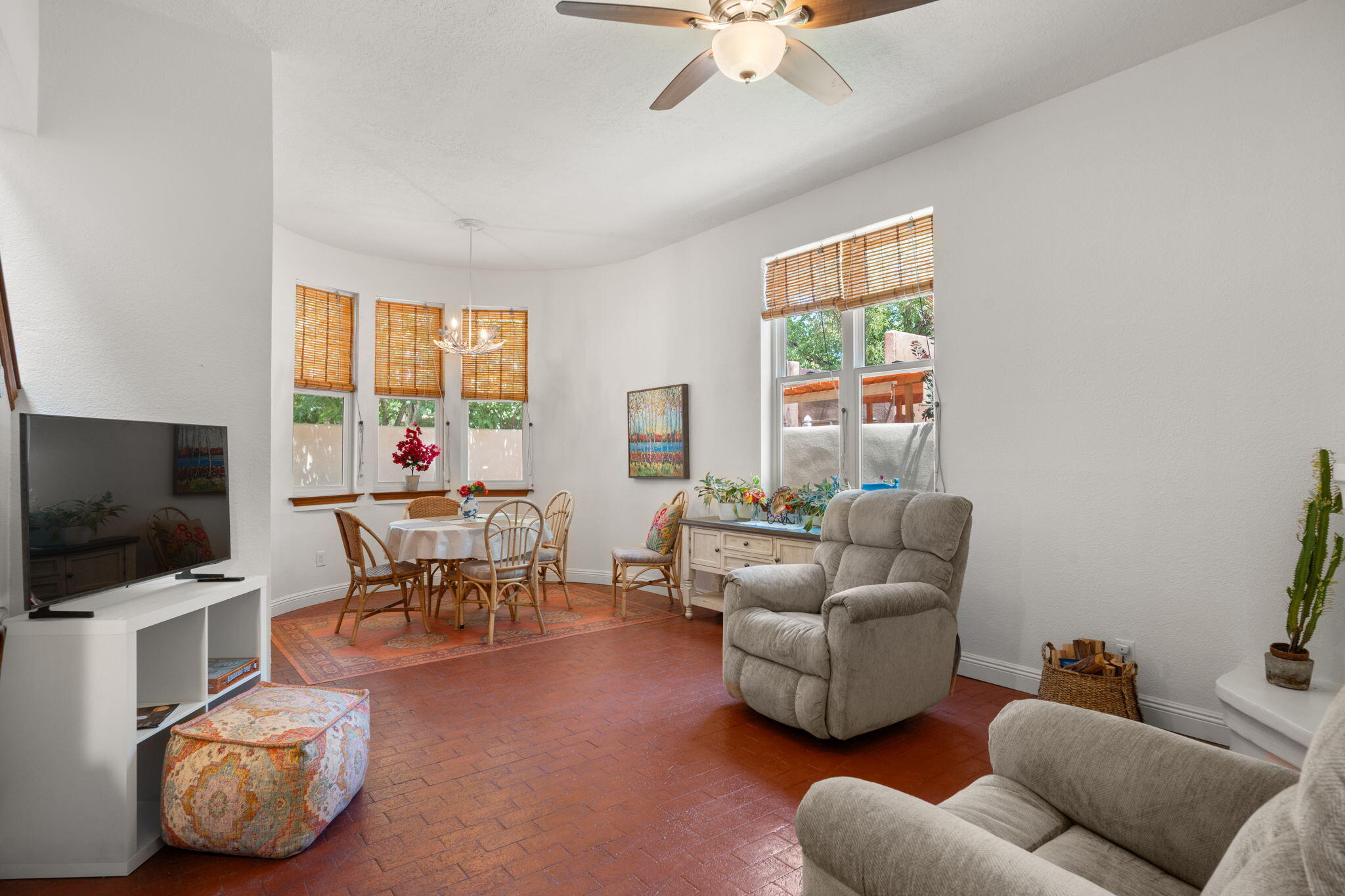 3040 SOMBRA DEL RIO NW