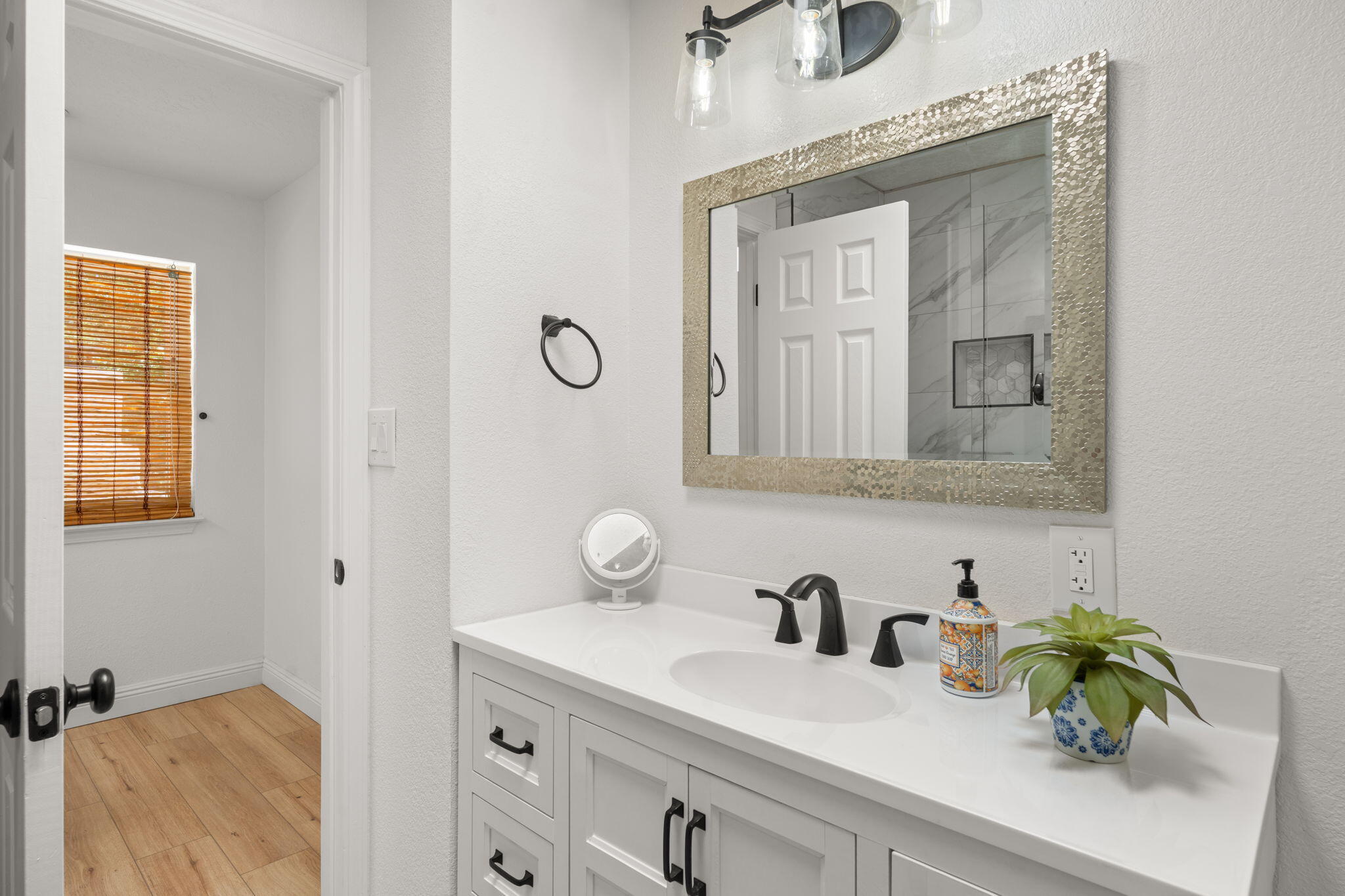 3040 SOMBRA DEL RIO NW